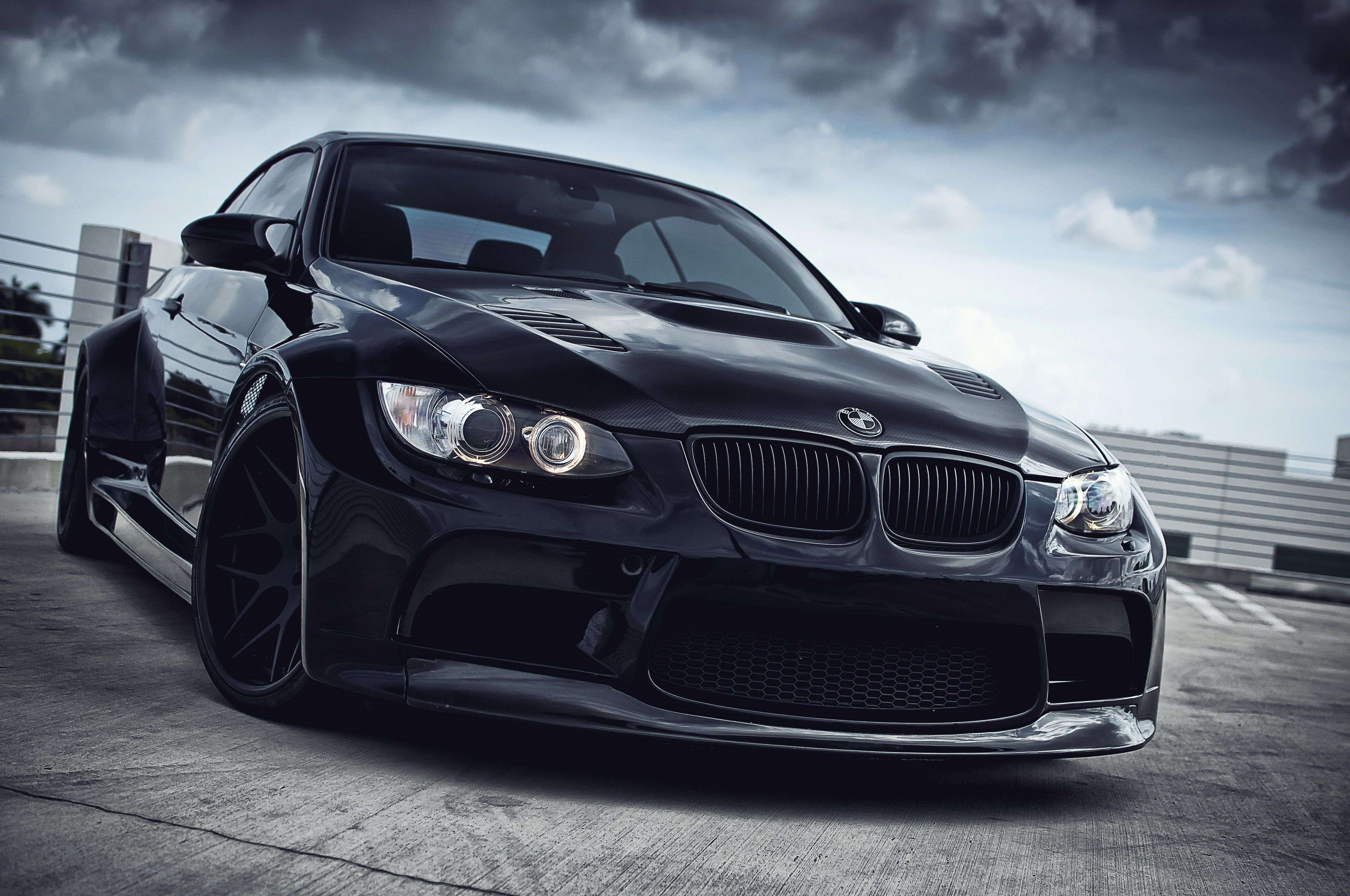 Black BMW M3 E92 on the roof. - BMW