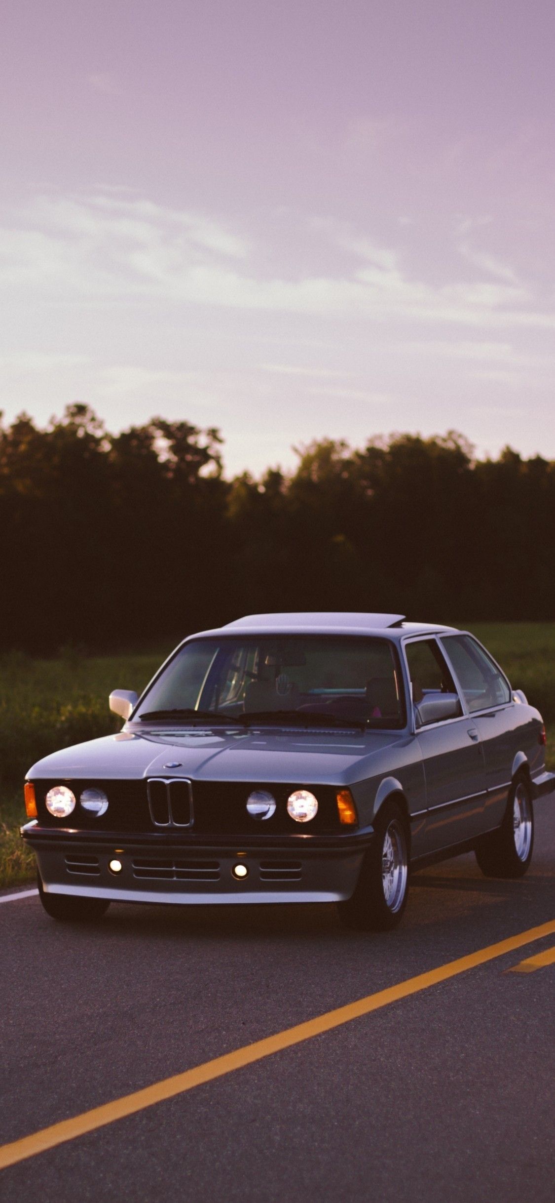 BMW Retro iPhone Wallpaper Free BMW Retro iPhone Background