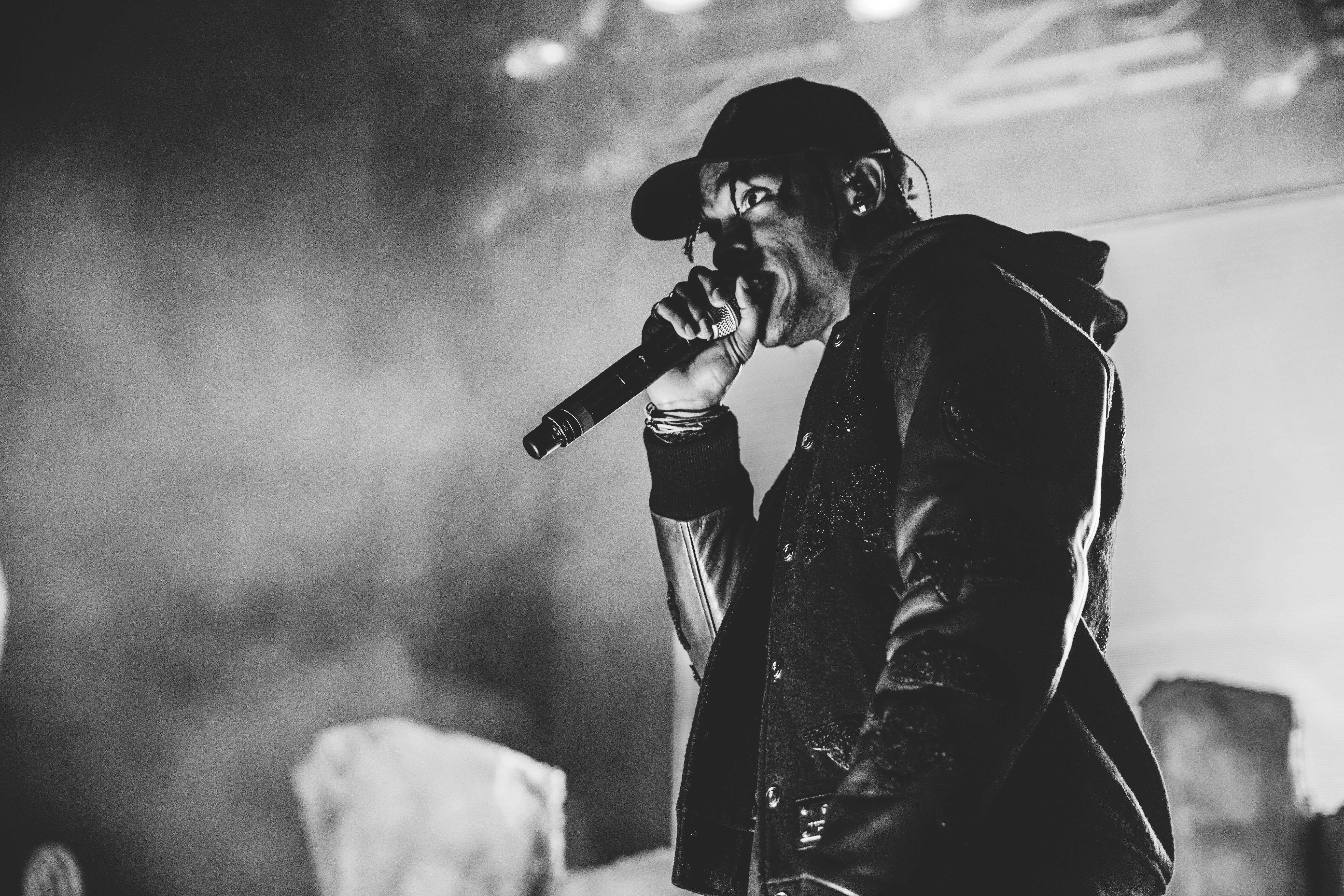 Black and white travis scott Wallpaper Download