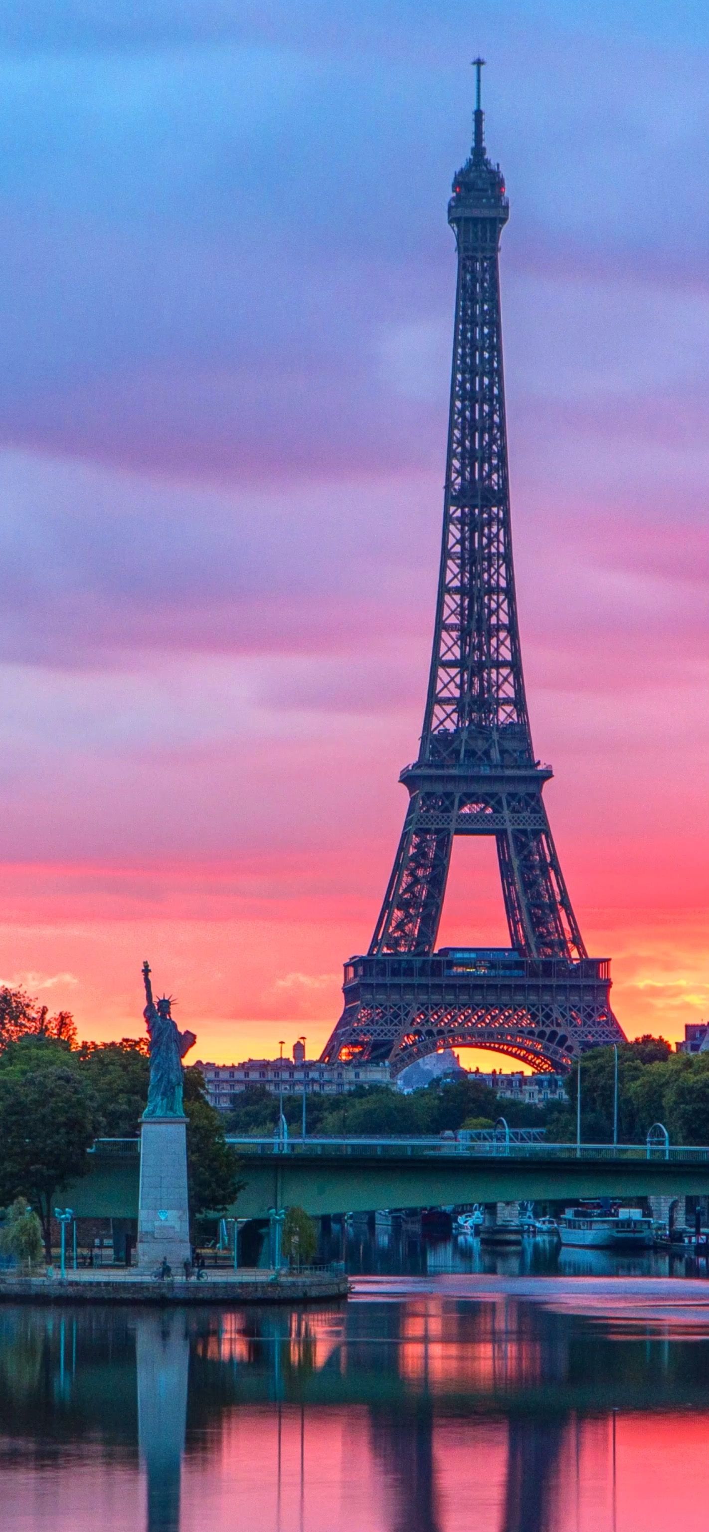 Eiffel Tower and Statue of Liberty wallpaper for your iPhone X from Everpix wallpaper app - Paris, Eiffel Tower