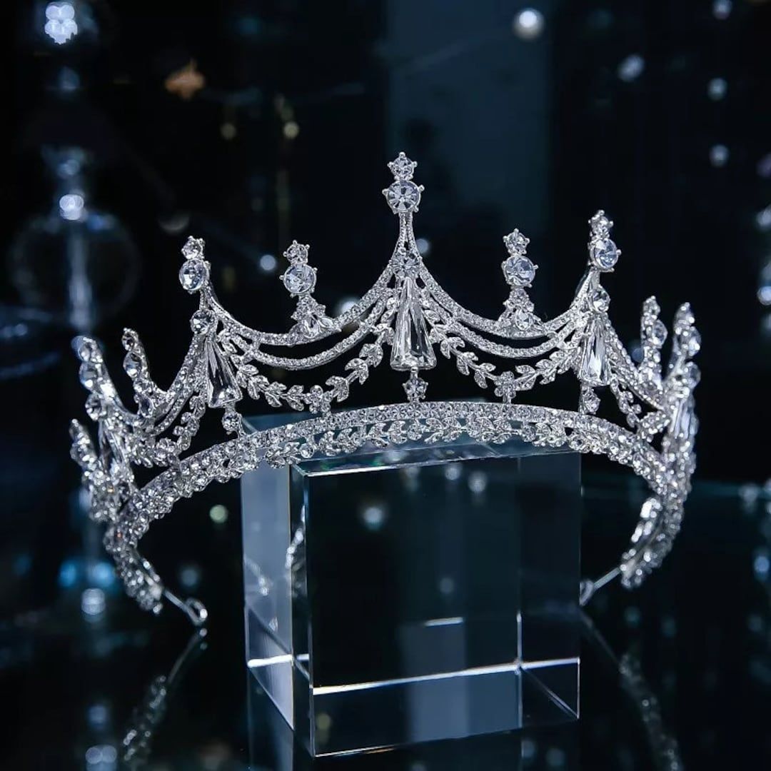 Silver Headpiece Tiara Baroque Crown Vintage Round Full Size