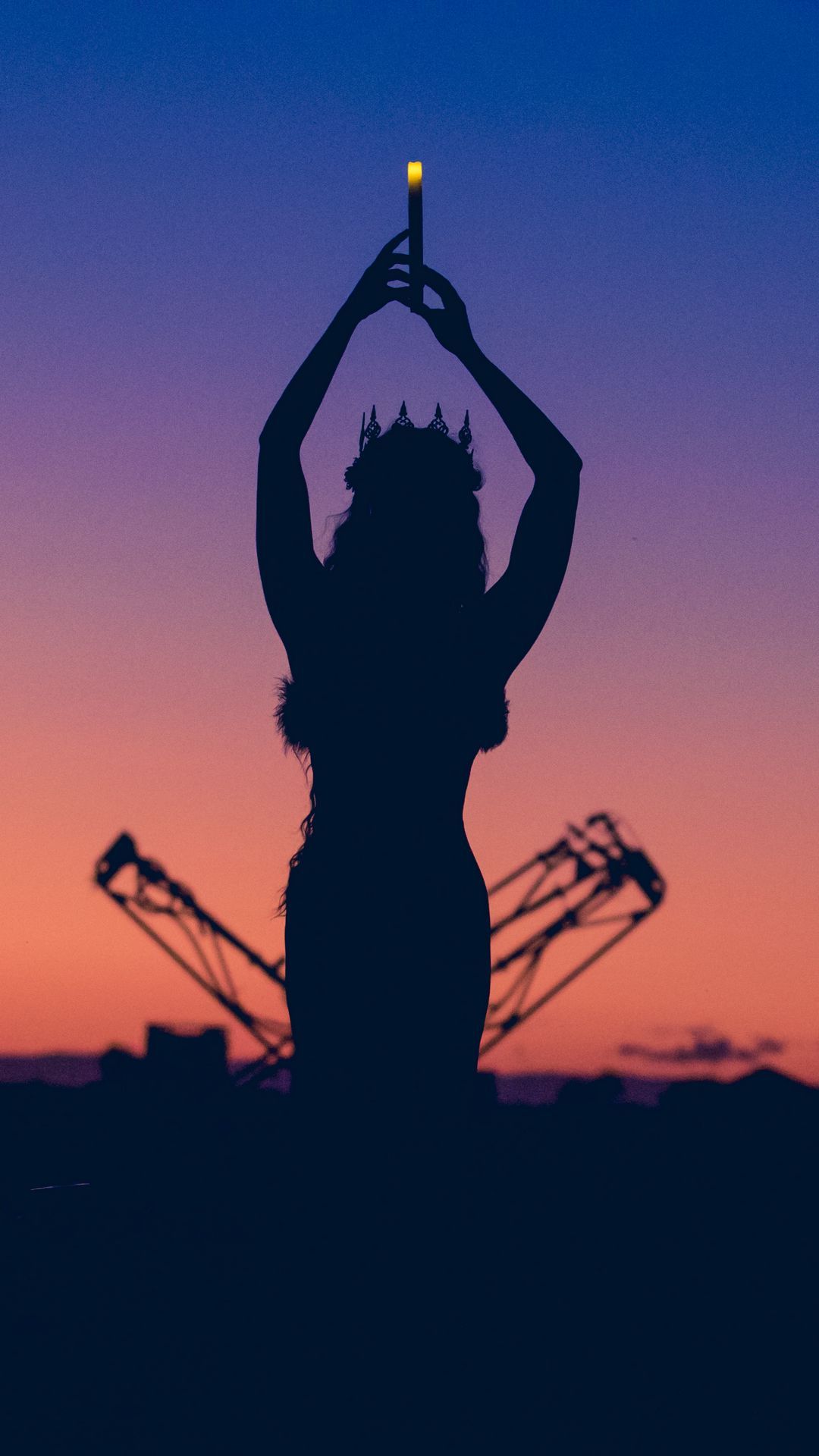 Download wallpaper 1080x1920 girl, silhouette, queen, crown, candle, twilight, dark samsung galaxy s s note, sony xperia z, z z z htc one, lenovo vibe HD background