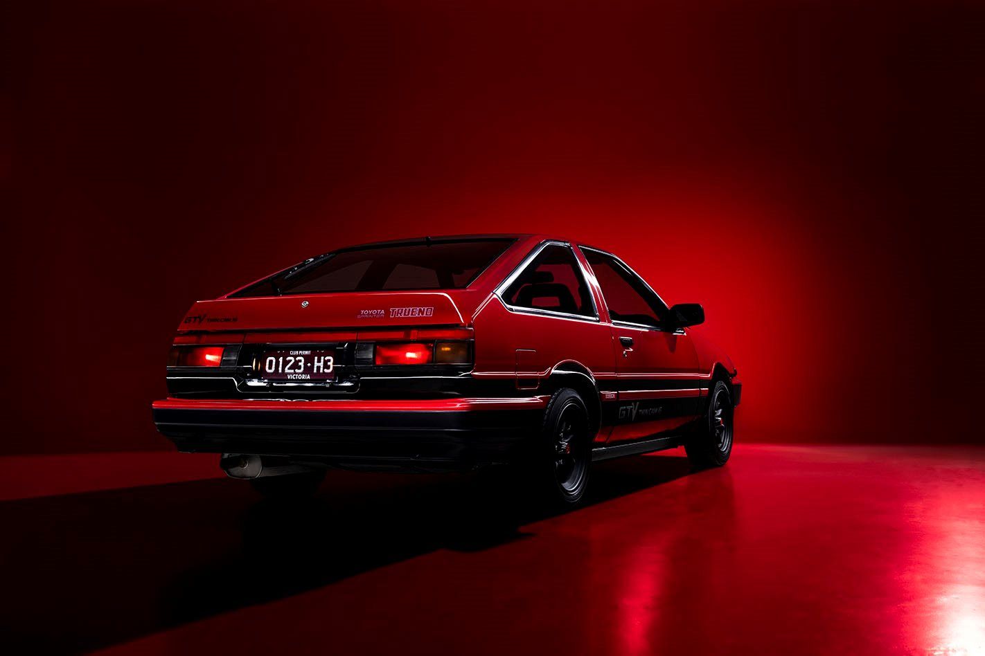 Red car in a red room - Toyota AE86