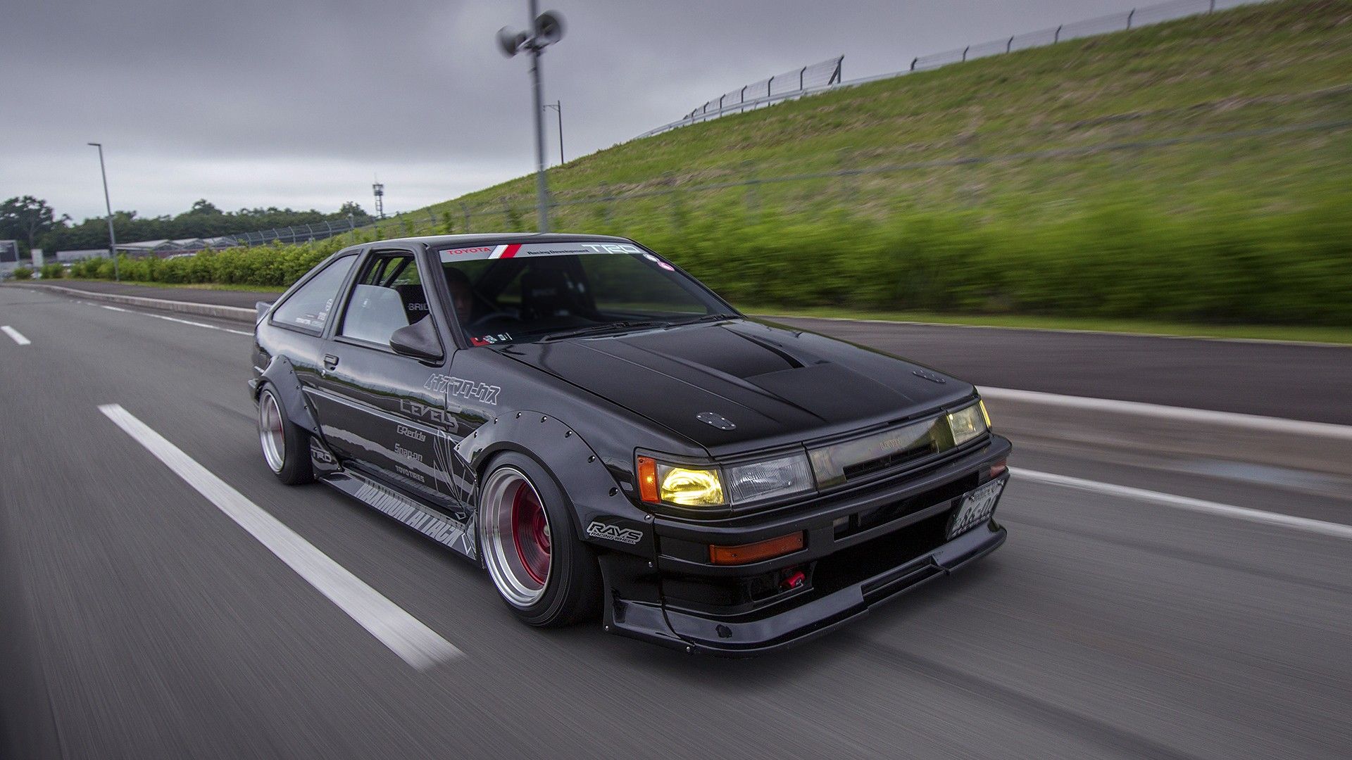 This is a 1987 Toyota Sprinter Trueno, and it's one of the best AE86s we've ever seen - Toyota AE86