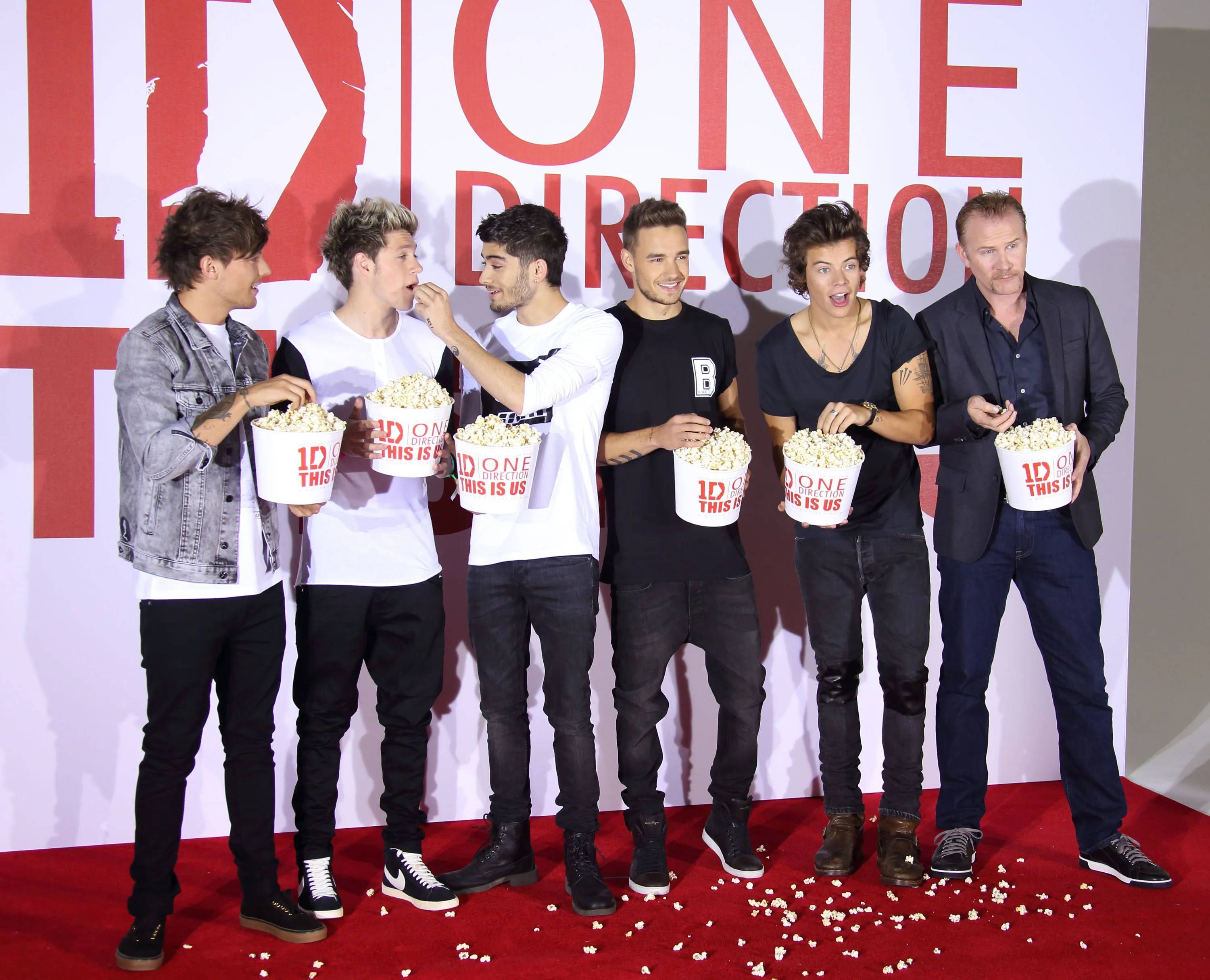 Download One Direction Aesthetic Popcorn Wallpaper