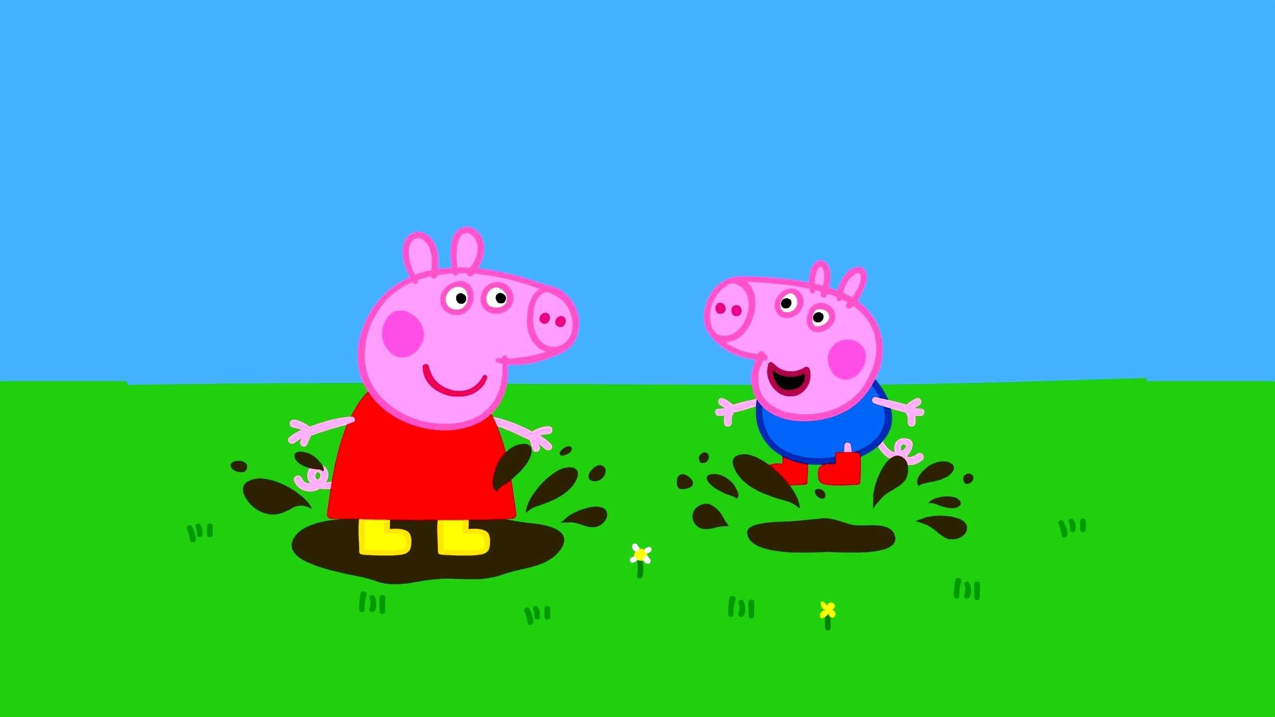 Piglet and peppa in the mud - George Pig, Peppa Pig