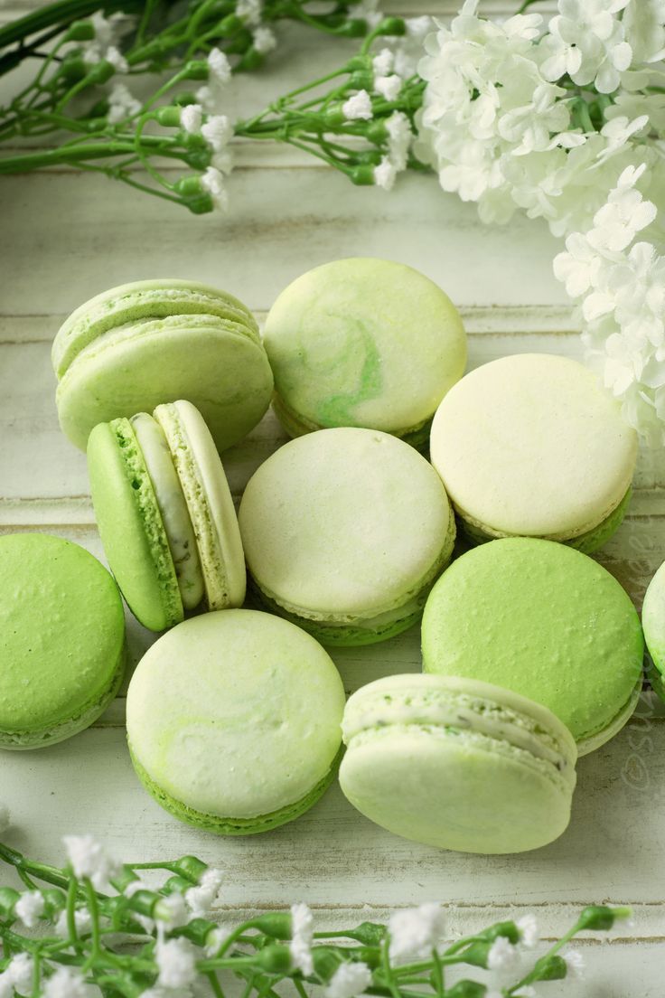 Mojito Macarons. Mint green aesthetic, Aesthetic food, Greens recipe
