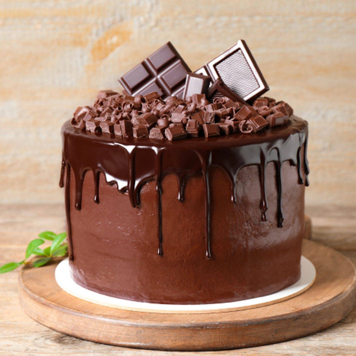 Download Aesthetic Chocolate Cake Design Wallpaper