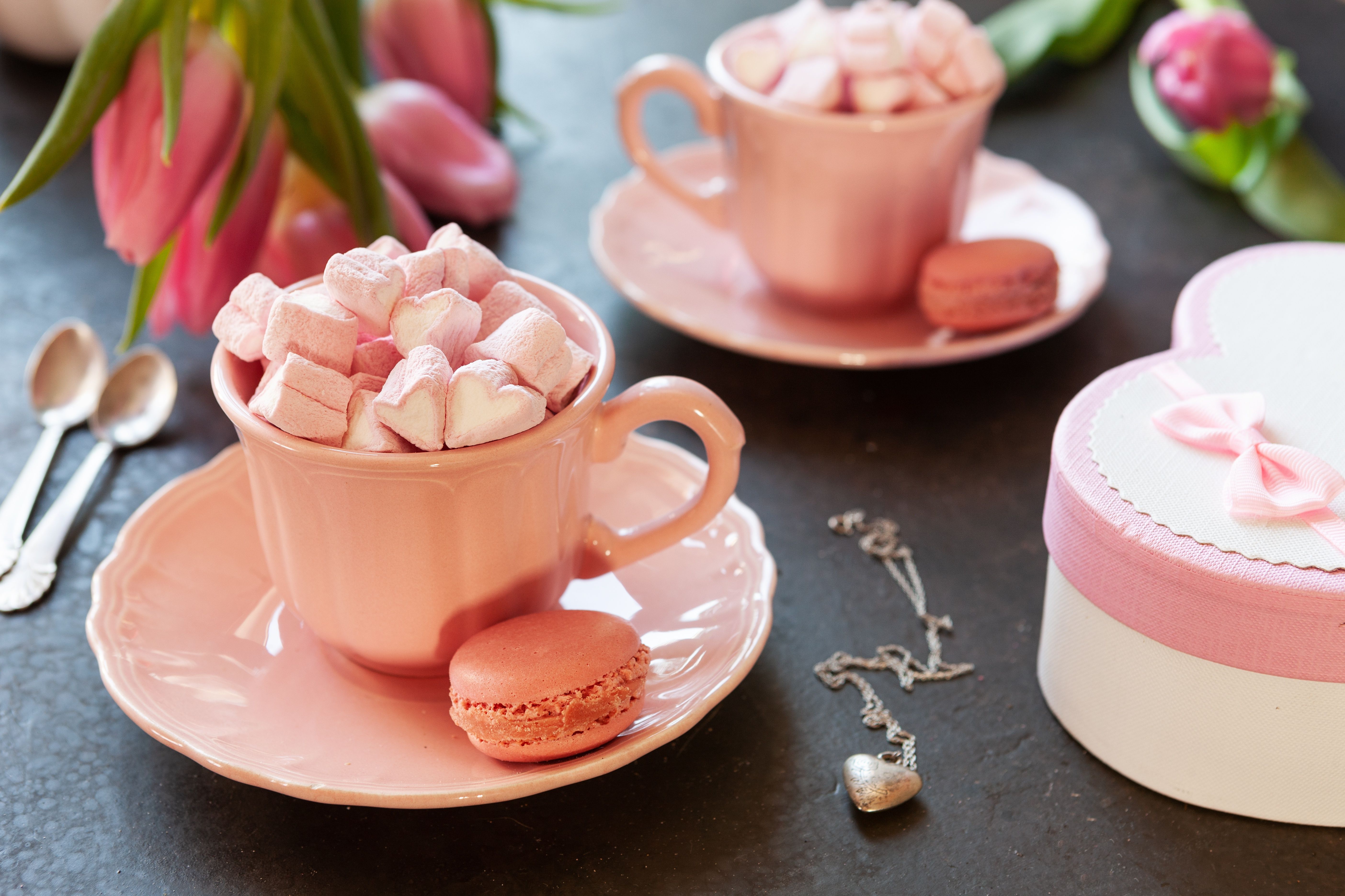 Pink cups with marshmallows, macaroons and a gift box - Marshmallows