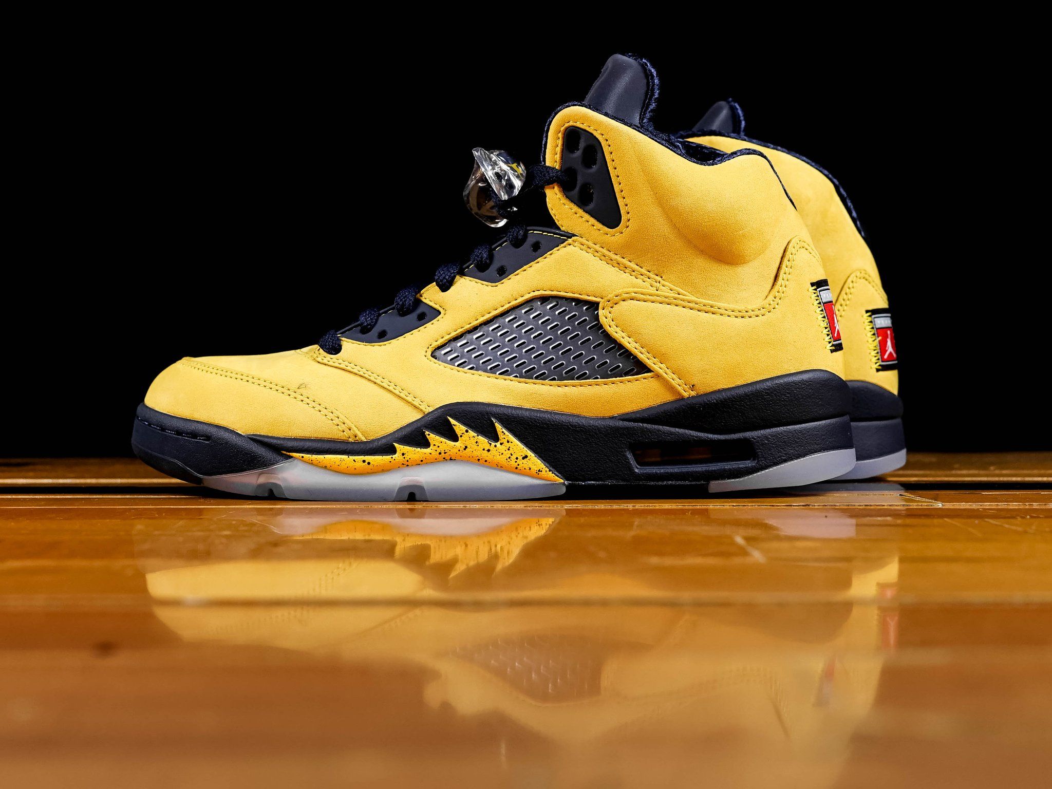 Yellow Jordan Wallpaper