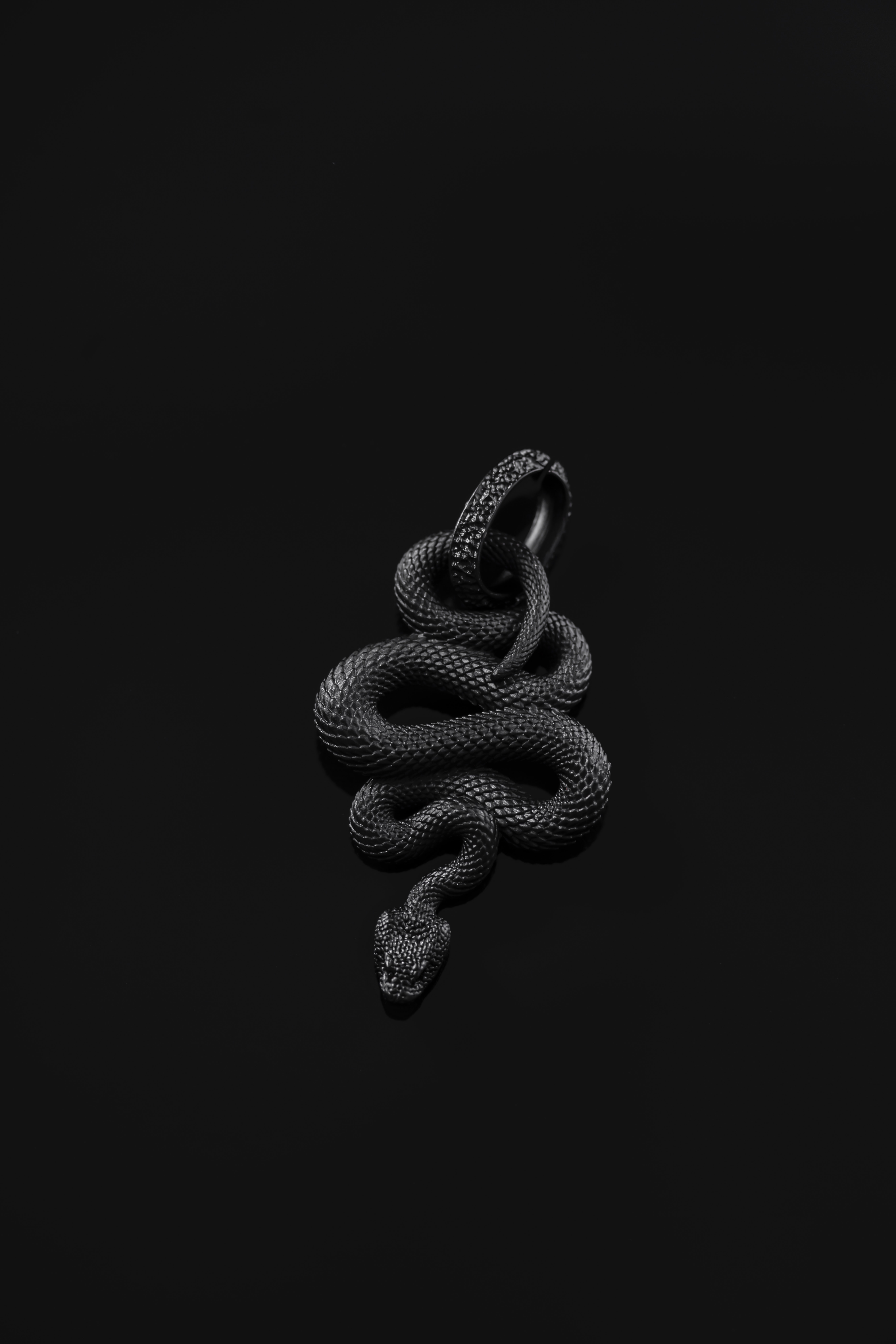 A black snake pendant in black rhodium plated silver - Snake