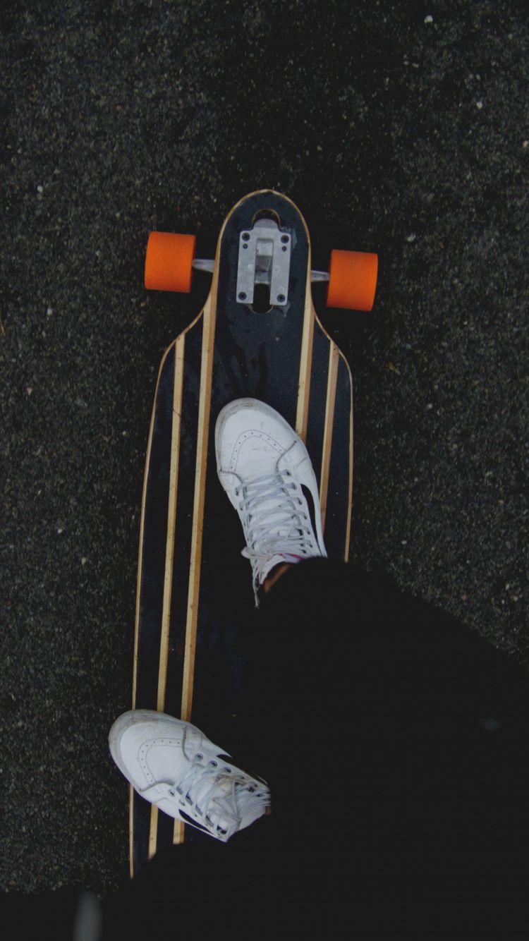 Skateboarding Wallpaper for Apple IPhone 6S, 8 [Retina HD]