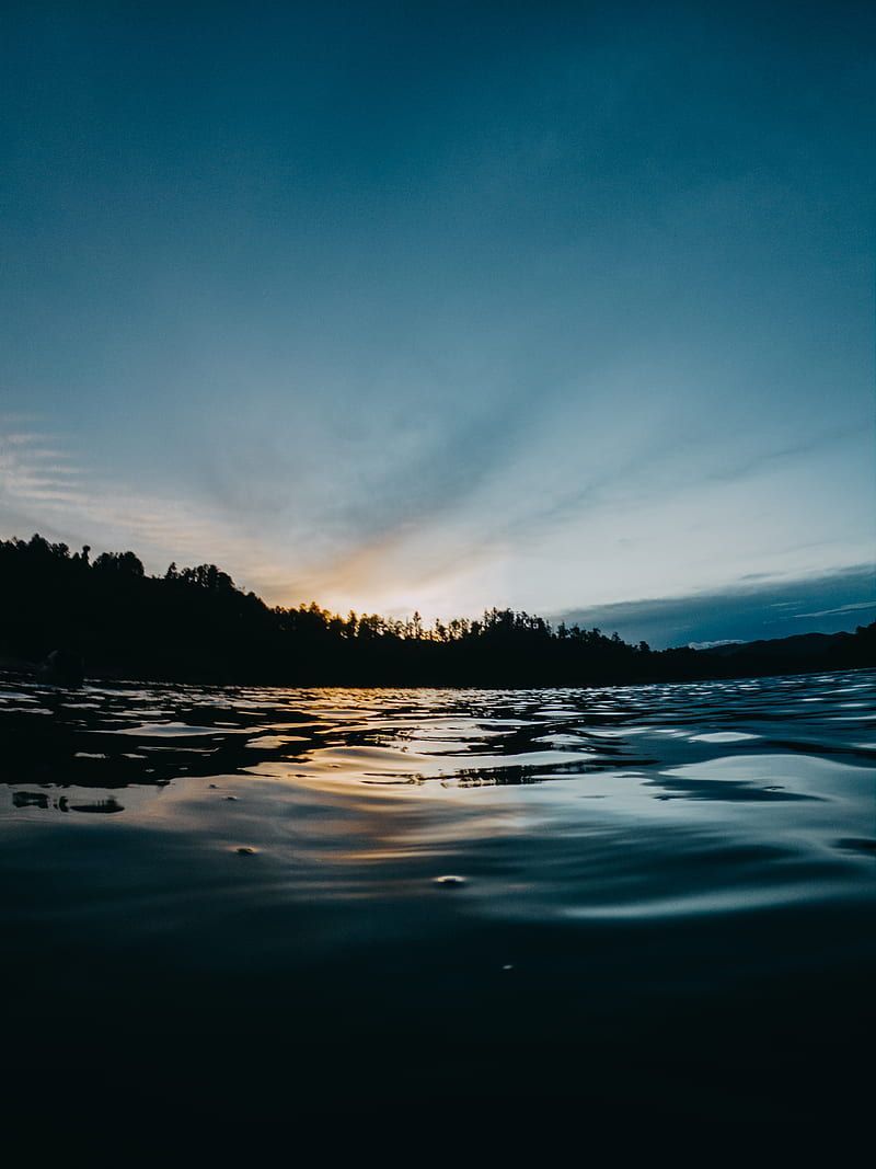 Glorious calm lake, shore, sunset, ramp, clouds, lake, HD wallpaper