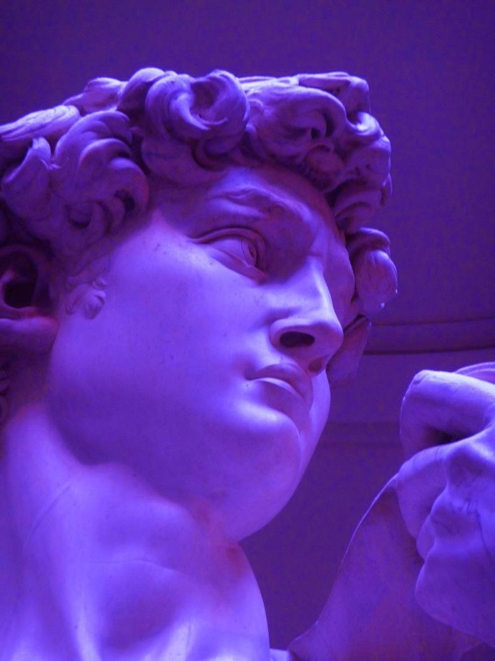 Purple Aesthetic. Statue Wallpaper Download