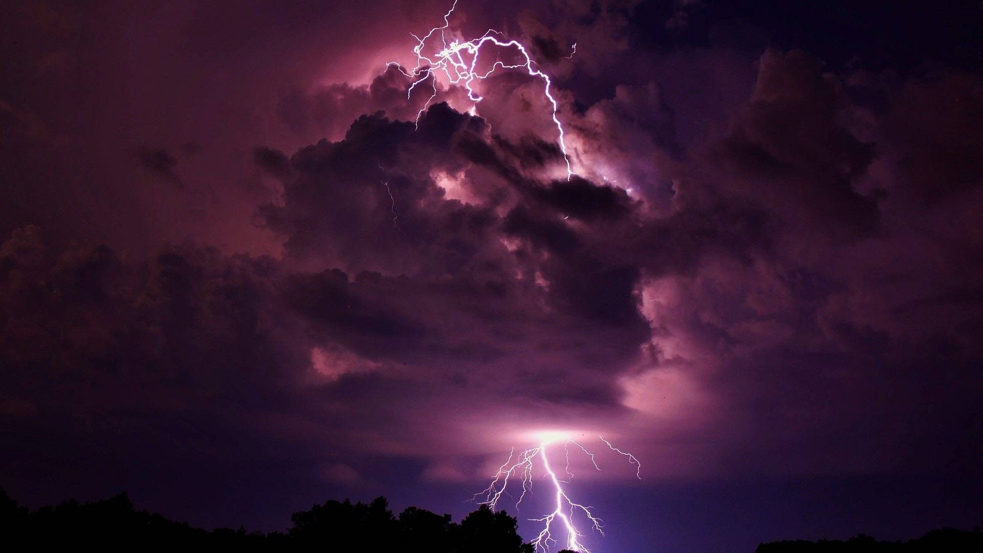 Download Red Aesthetic Lightning Cloud Storm Wallpaper