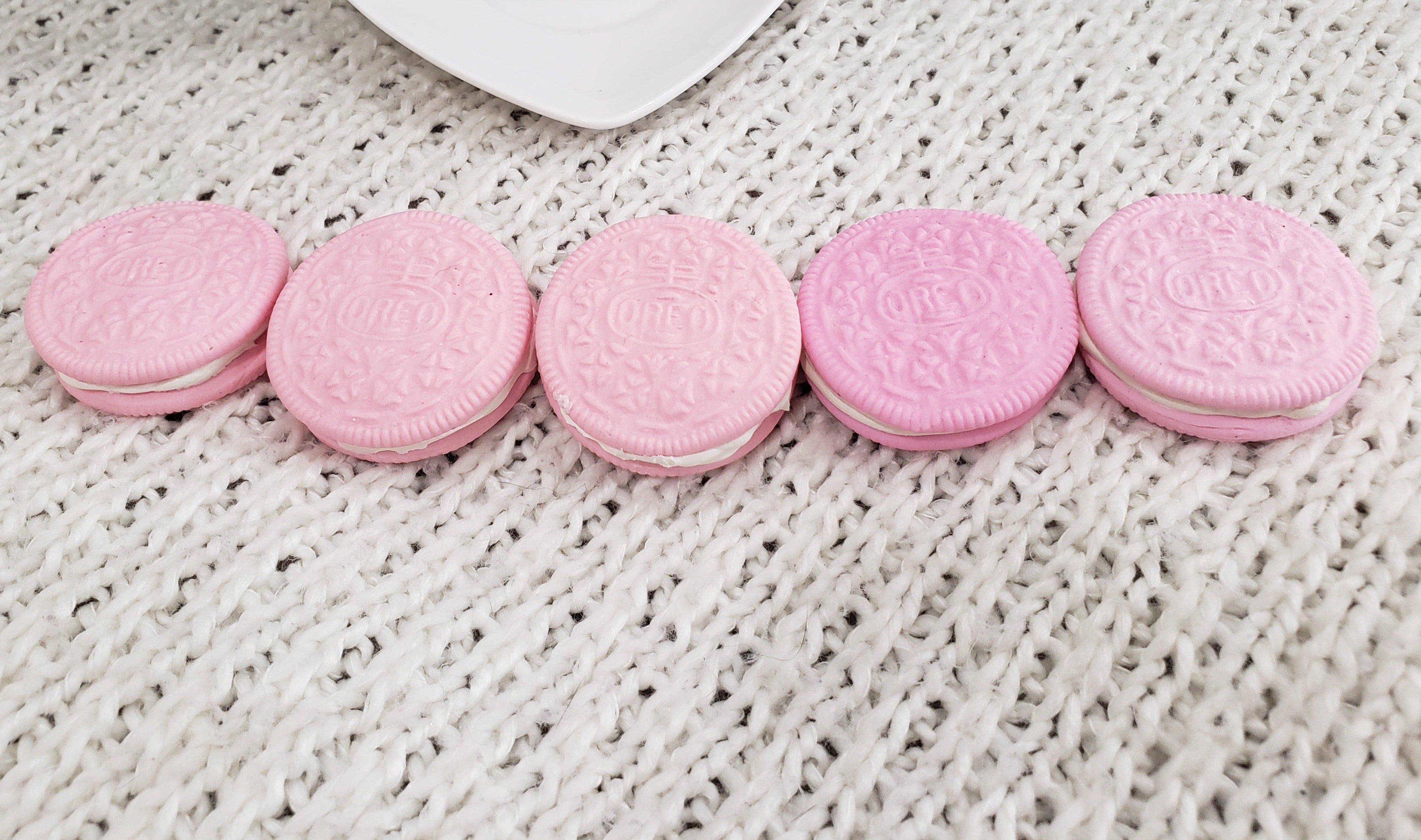 Pip Posh Design Faux Sweet Décor Pink Oreo Cookies Set Of 5 Bakery Col