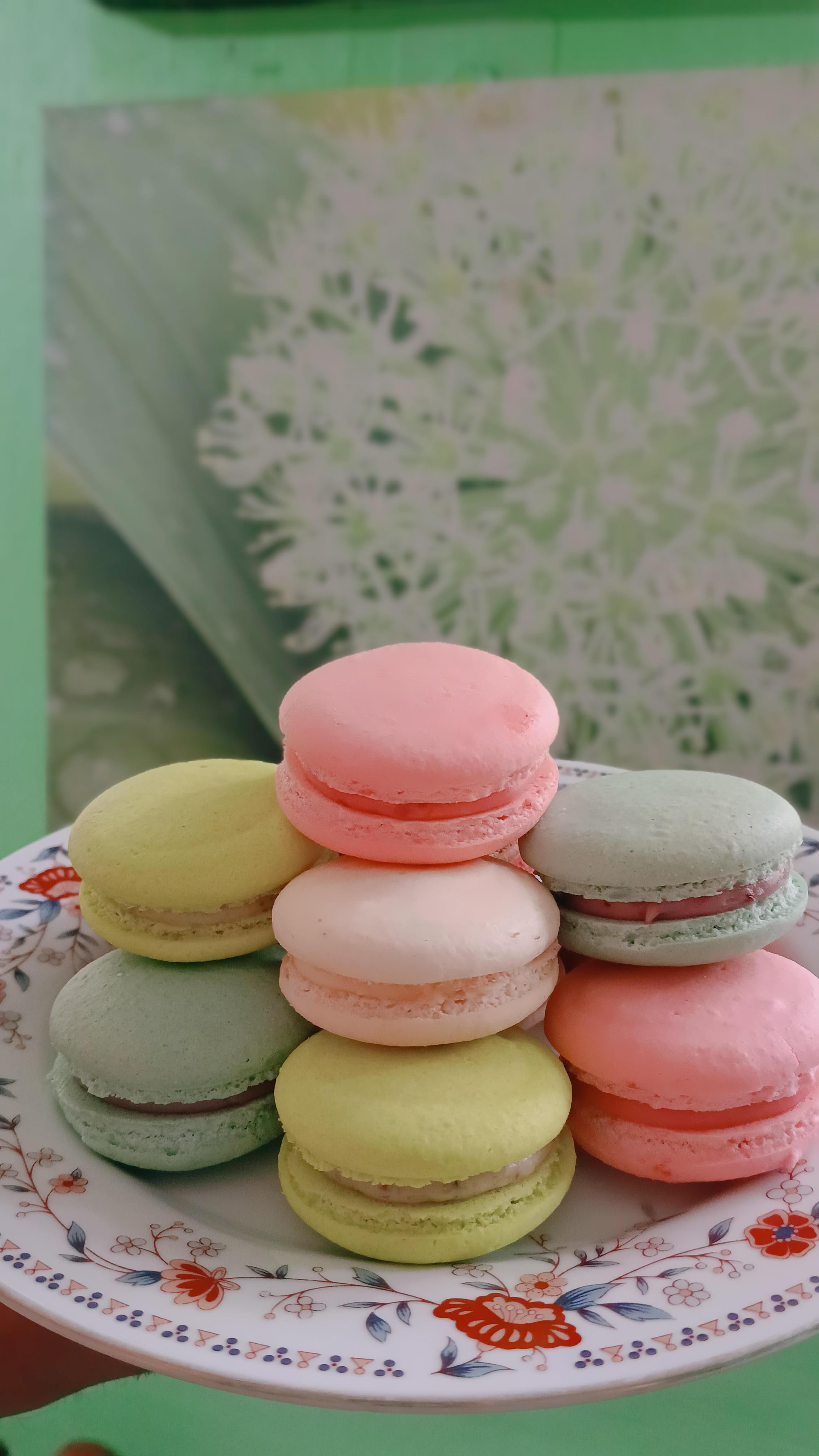 Macaron (French Macaroon) - Macarons