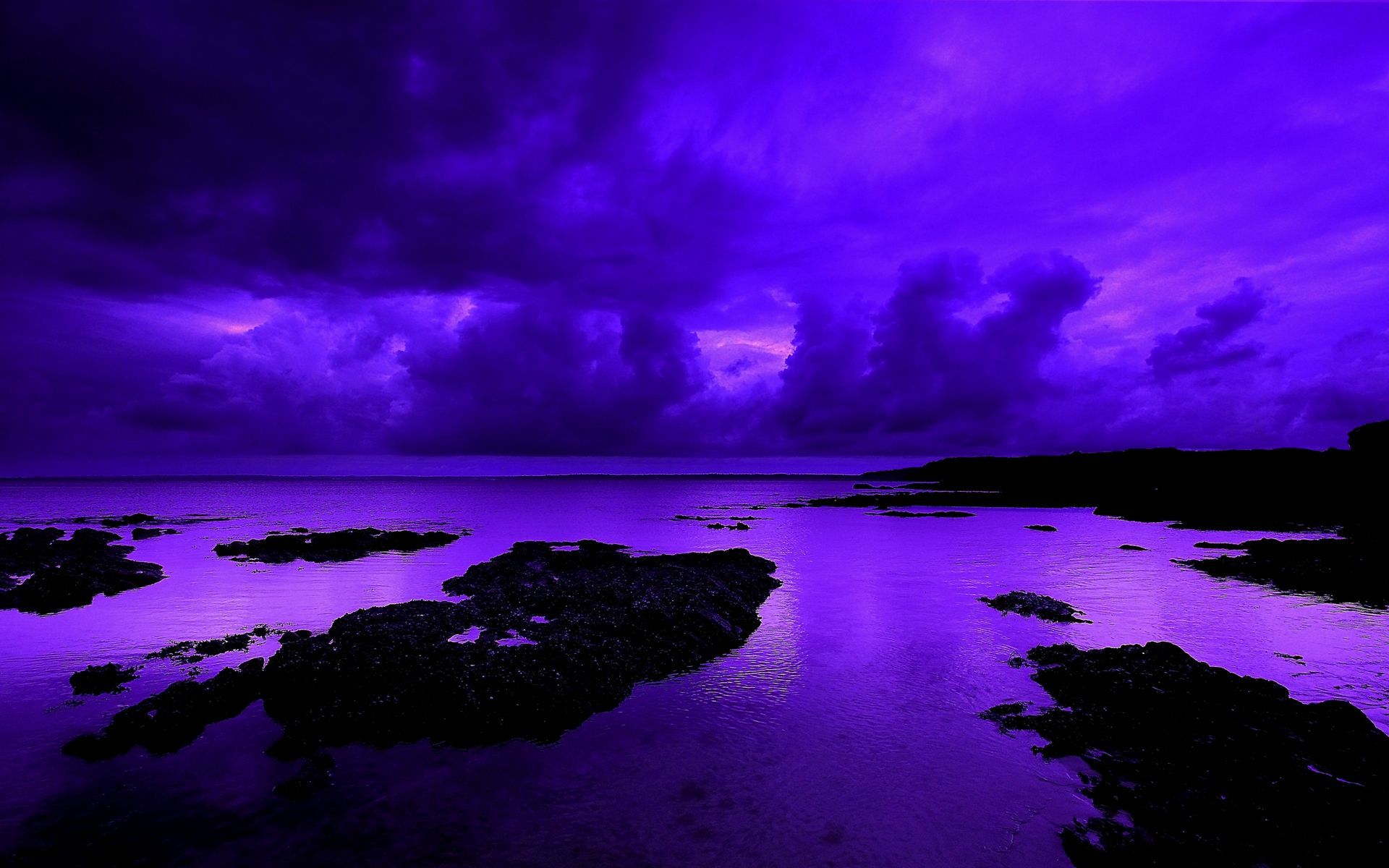 Purple sky over the ocean wallpaper 1920x1200 - 1920x1200