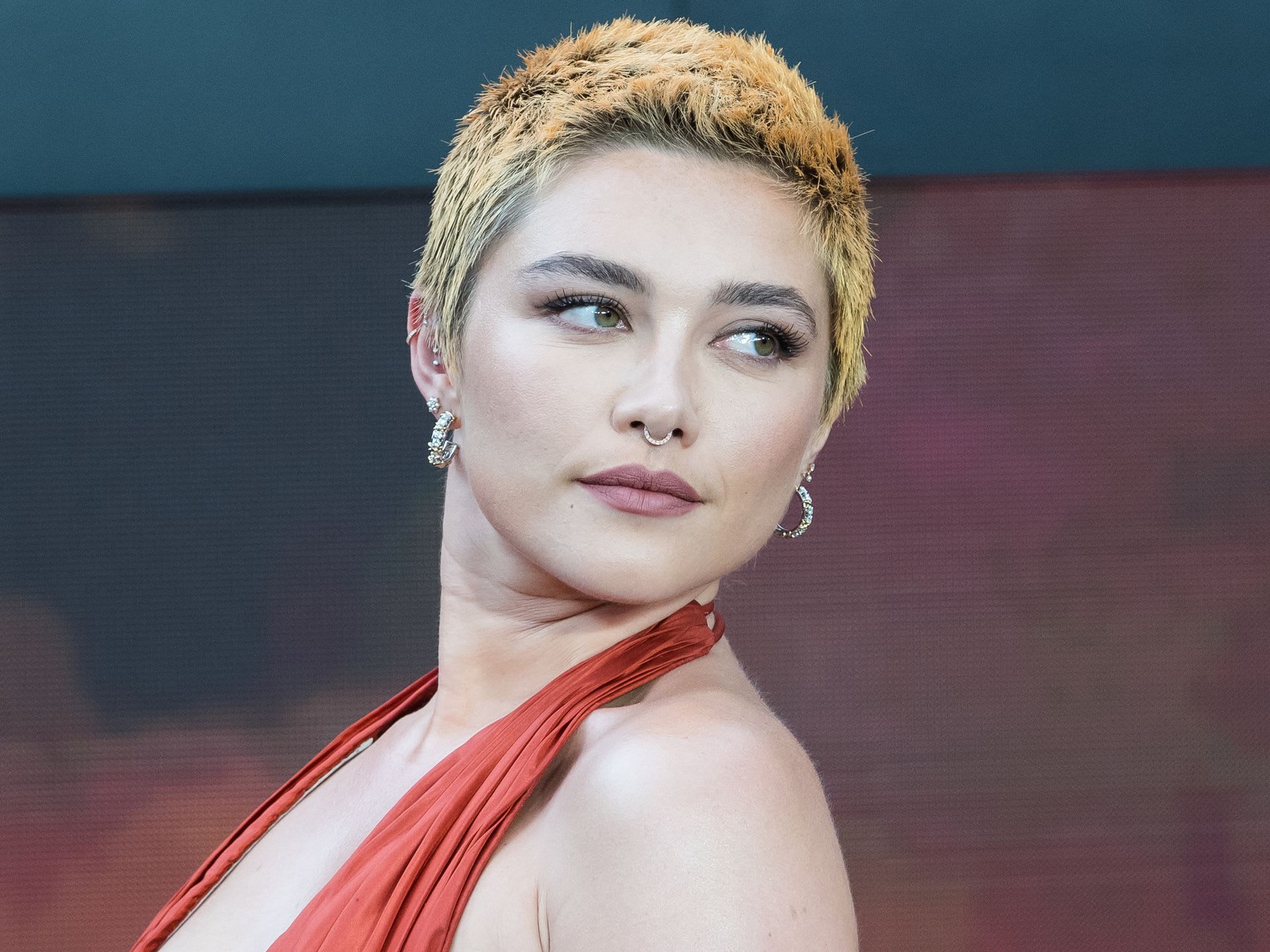 Florence Pugh surprises with ginger hair transformation. HELLO! - Florence Pugh