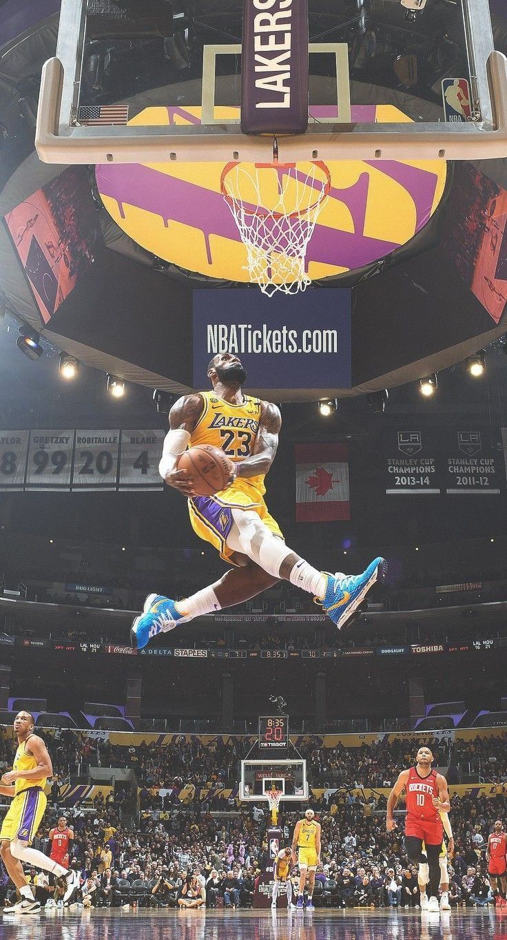 Lakers Vintage on Twitter. Basketball picture, Lebron james wallpaper, Nba picture