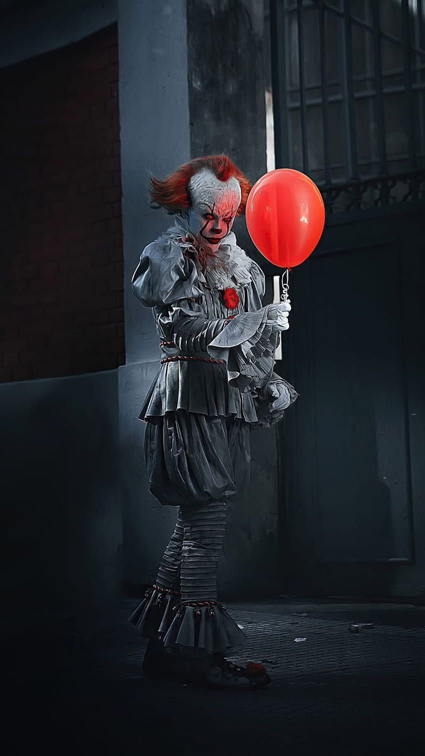 Pennywise the clown from it 2017 - Pennywise