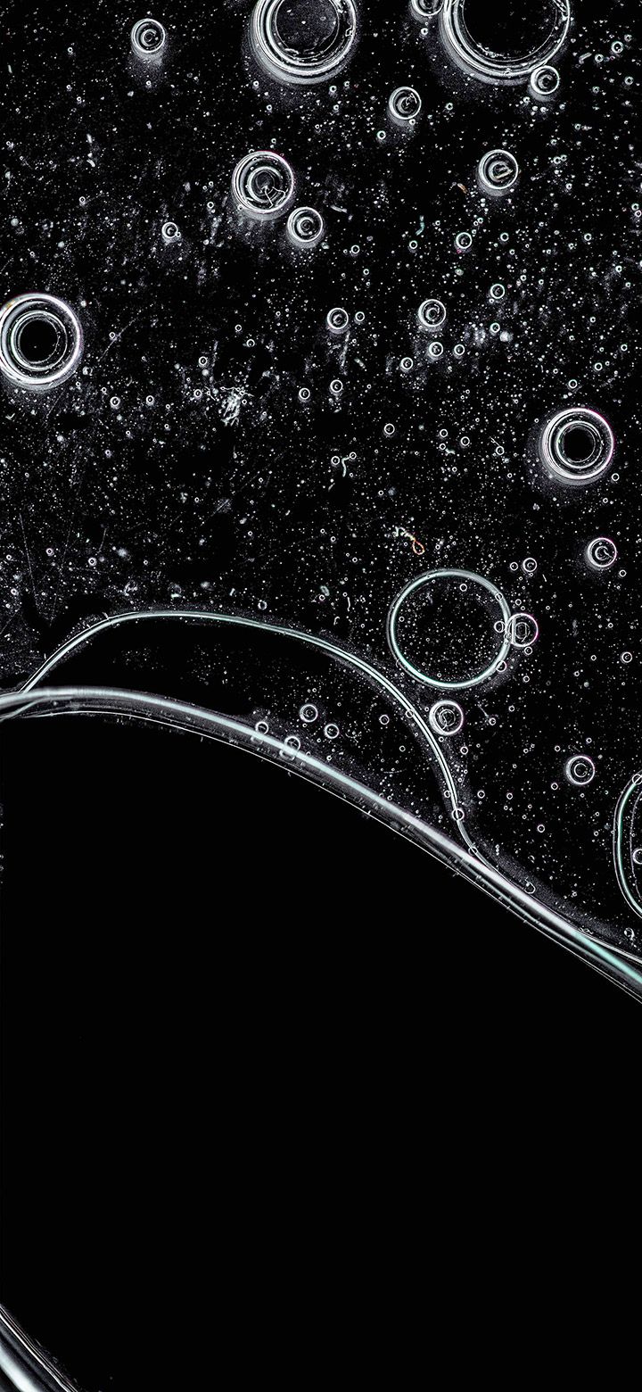 Air Bubbles In Black Water 4K Phone Wallpaper