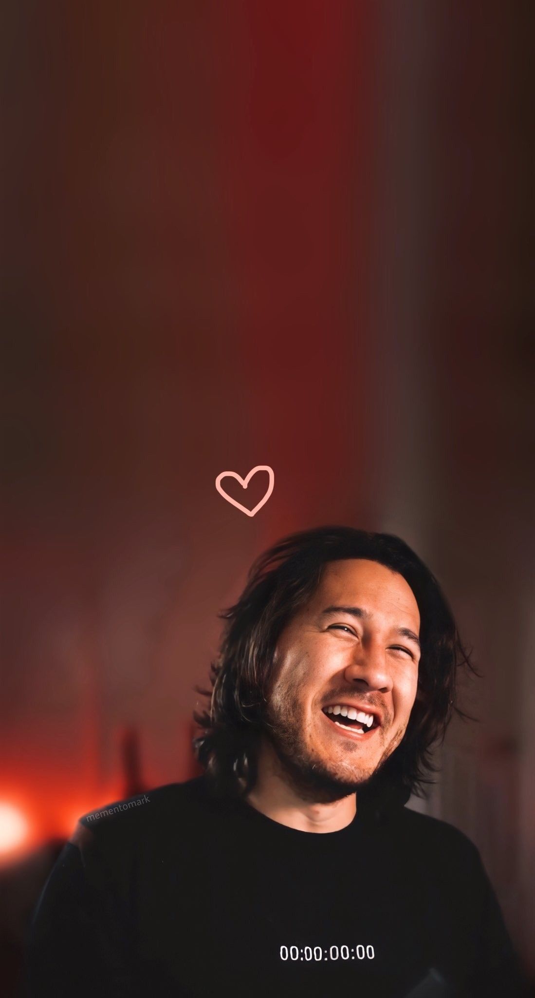 Aesthetic background of a man with a heart above his head - Markiplier