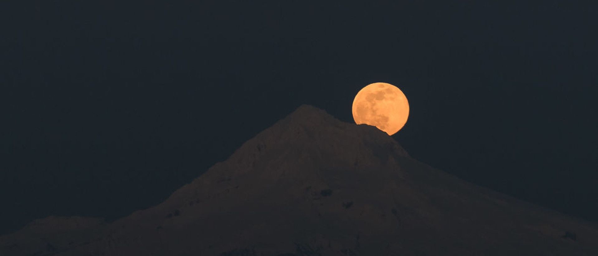 July's full buck moon will be the biggest and brightest supermoon of the year