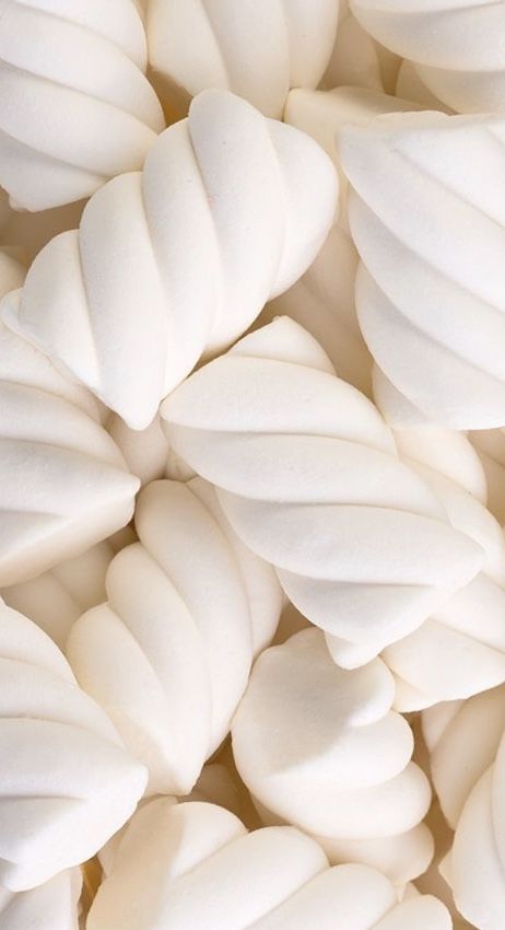 Fluffy white marshmallows macro