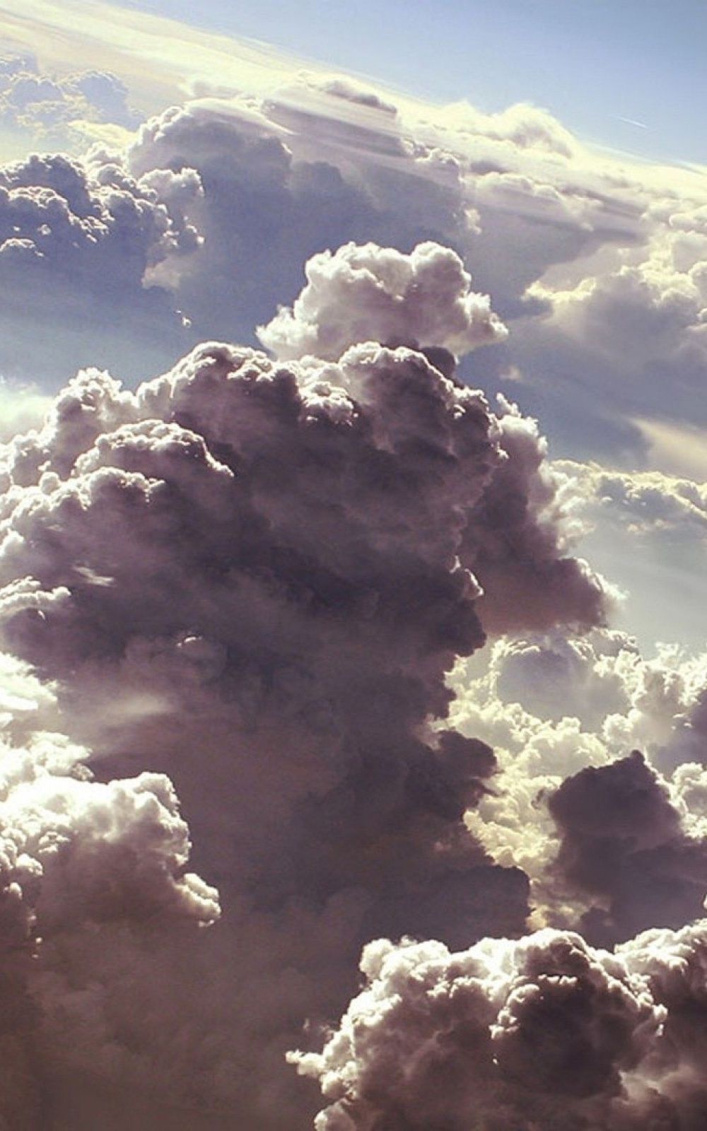 Vintage Aesthetic Clouds Wallpaper Free Vintage Aesthetic Clouds Background