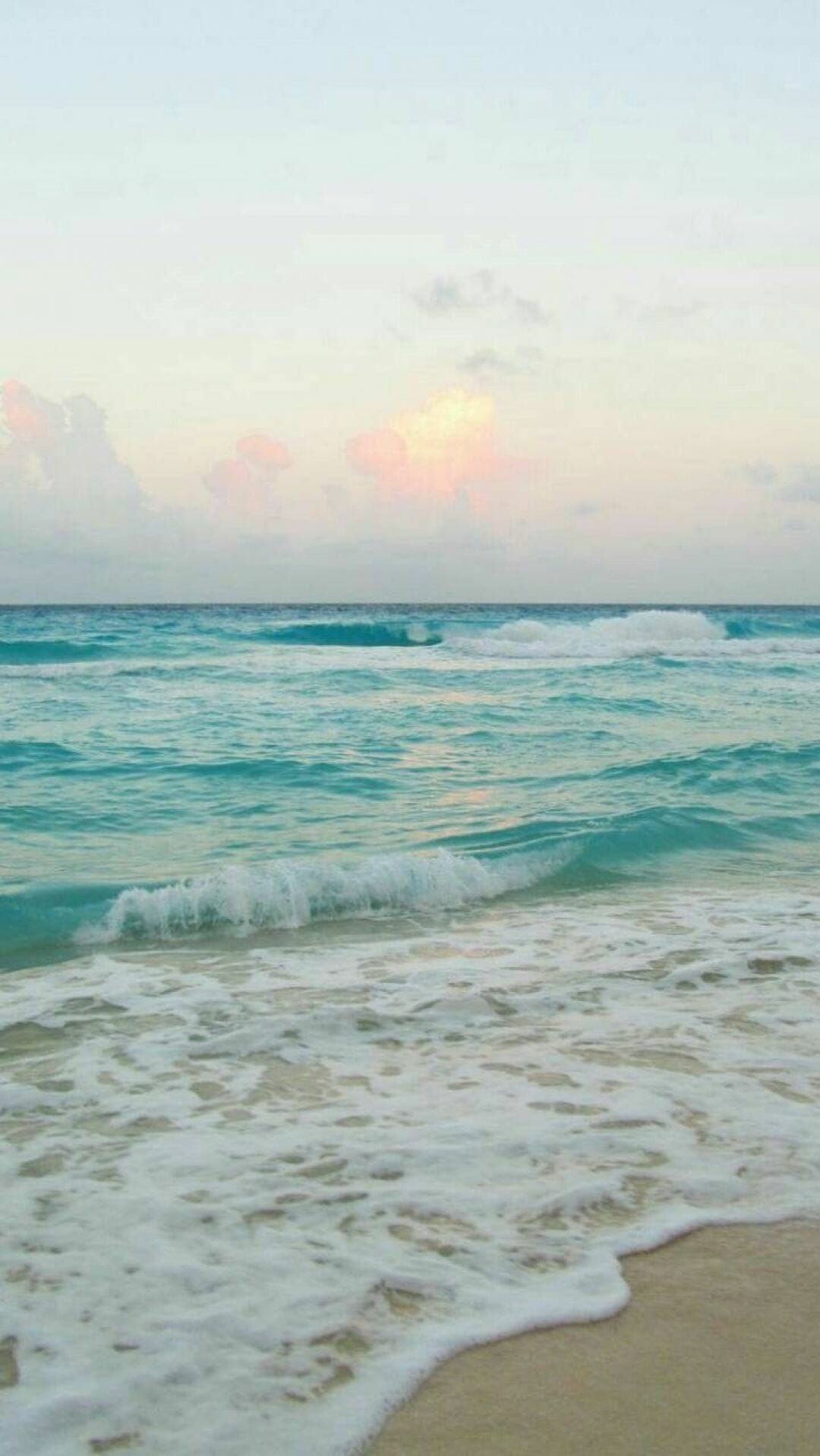 IPhone wallpaper of a beautiful beach with waves - Beach