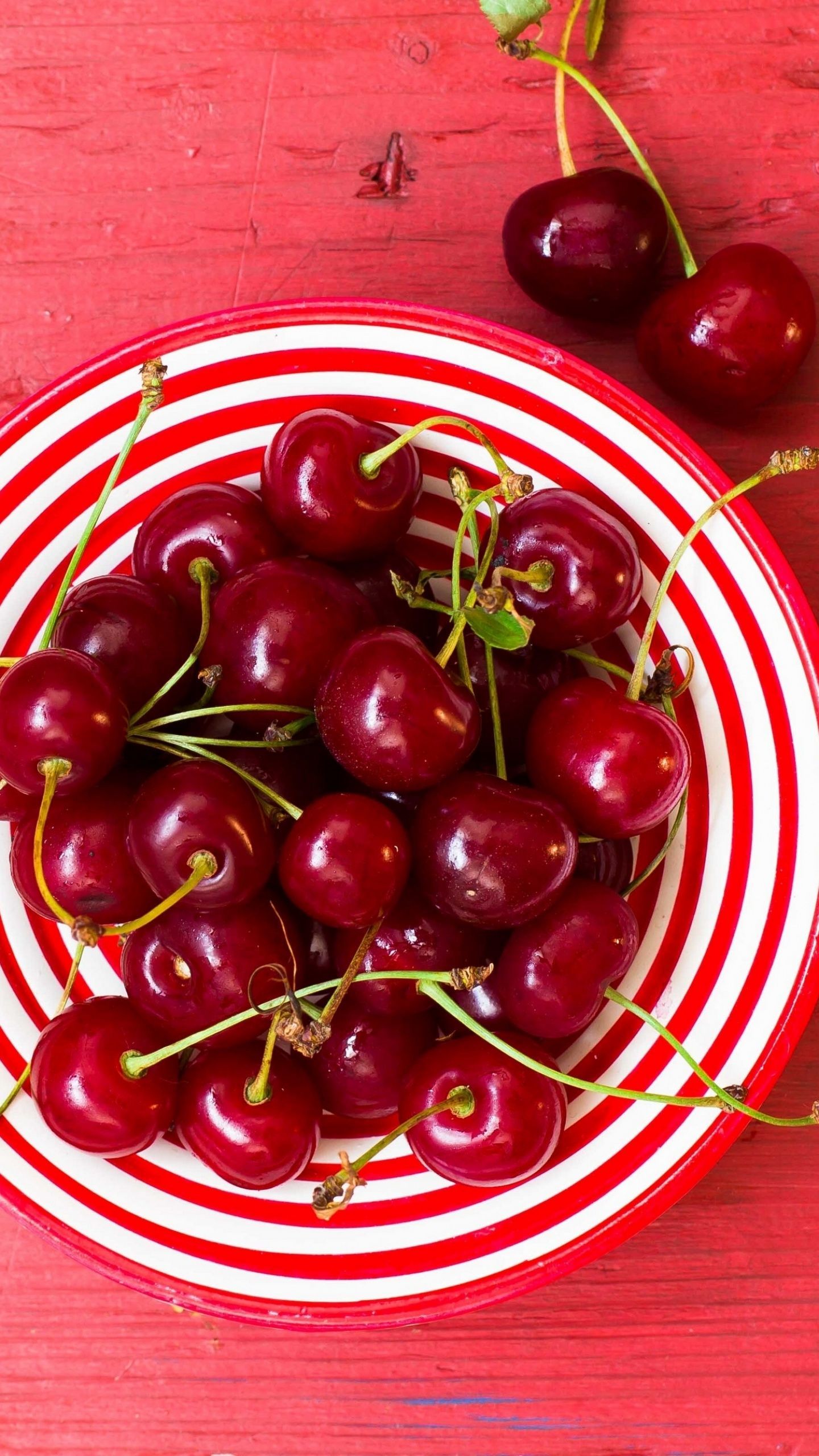 Cherries Wallpaper 4K, Cherry fruits, Bowl of fruits