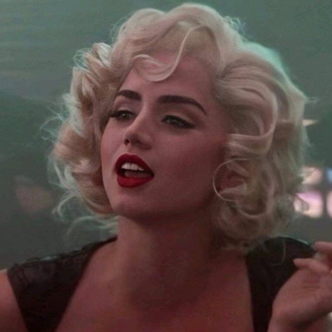 Ana de Armas as Marilyn Monroe