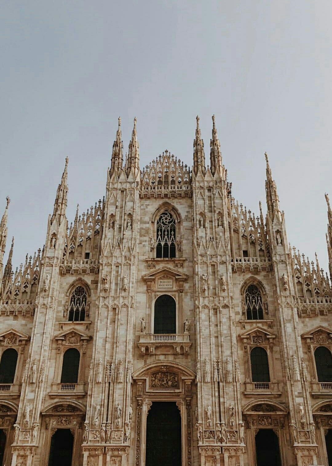 minimal #aesthetic #wallpaper #milano #italy. Italy aesthetic, Italy architecture, Italy travel