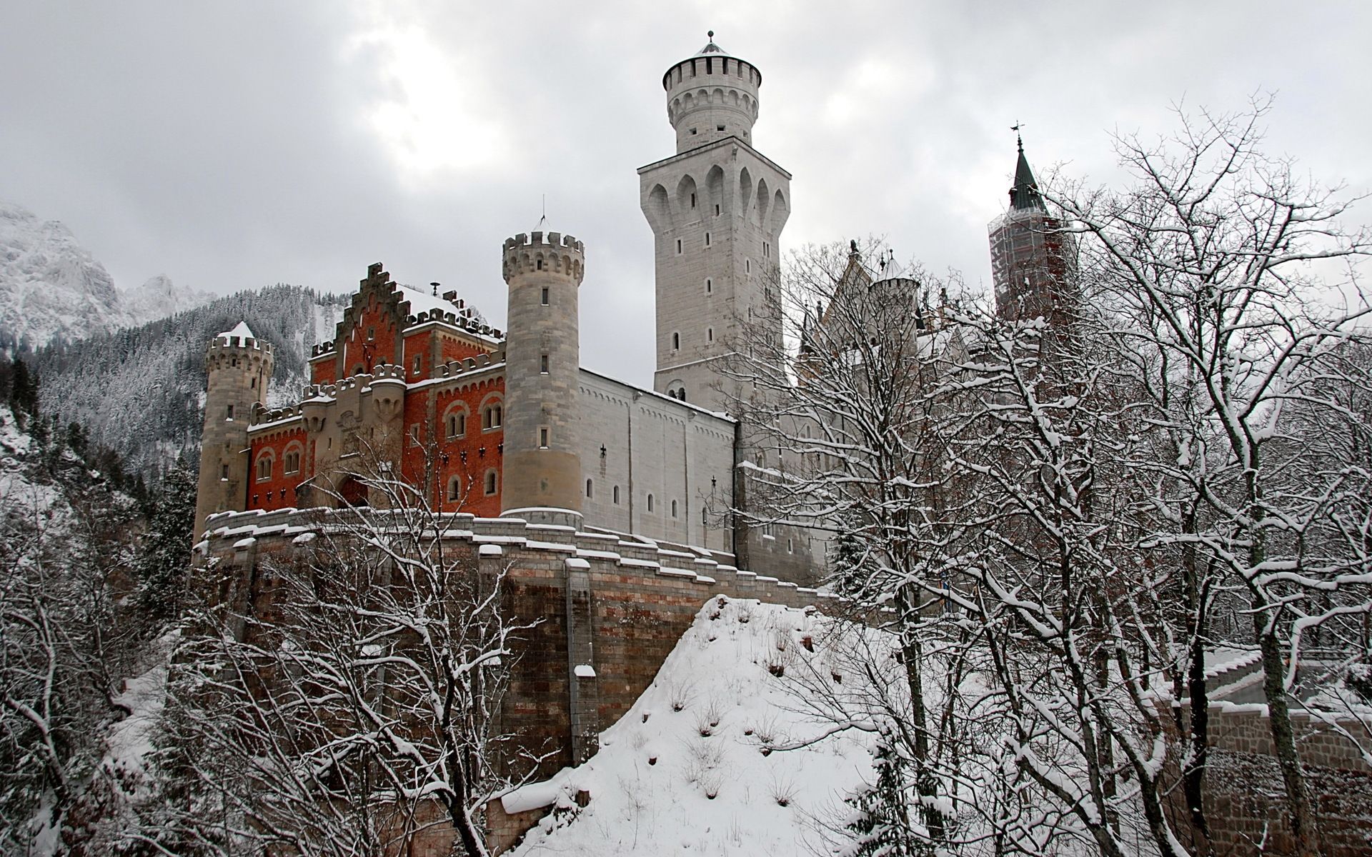 Neuschwanstein Castle