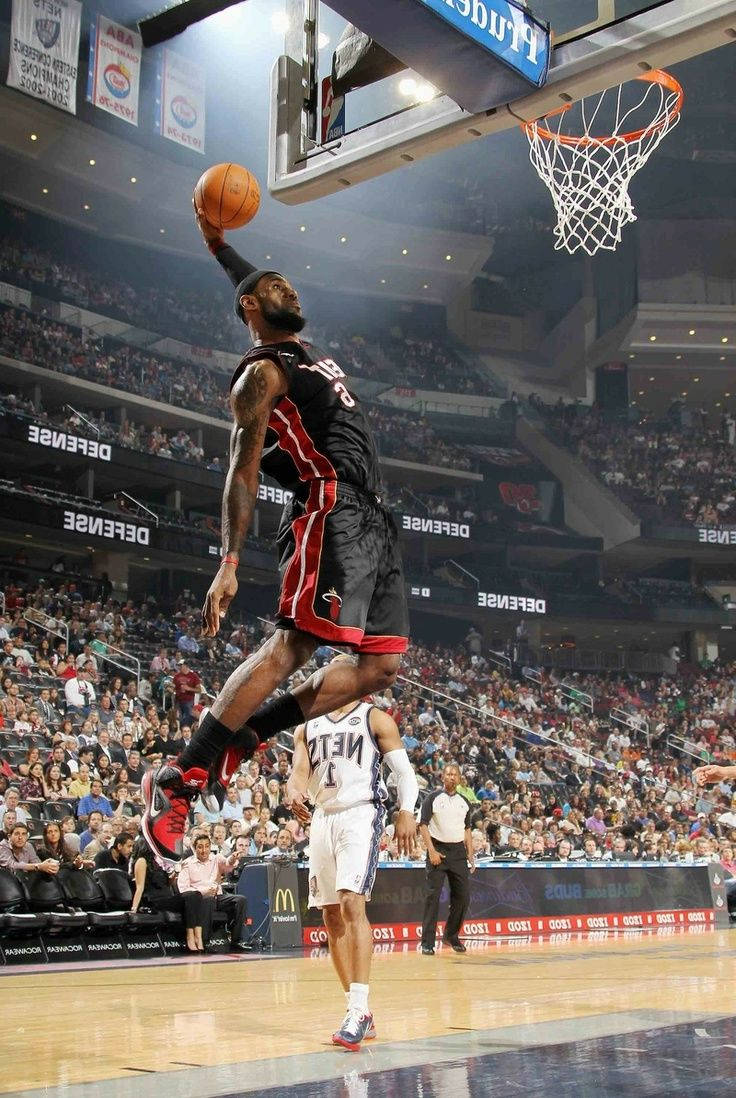 Lebron james, miami heat, nba, basketball, dunk, in the air - Lebron James