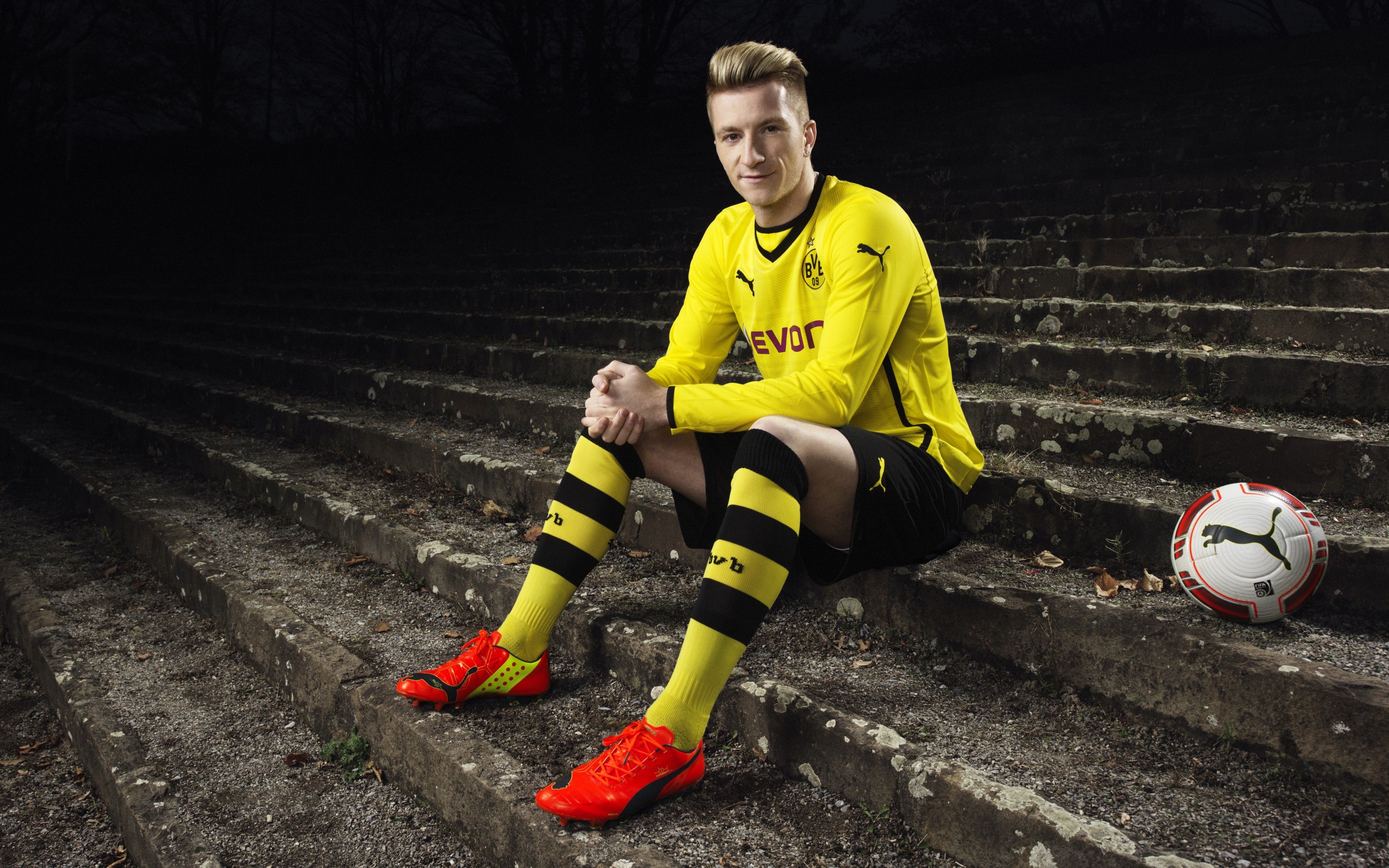 Marco Reus is one of the best players in the world. - Soccer