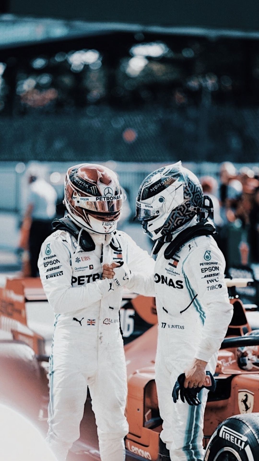 Lewis Hamilton and Valtteri Bottas, Mercedes-AMG F1, during the 2019 F1 season. - Lewis Hamilton