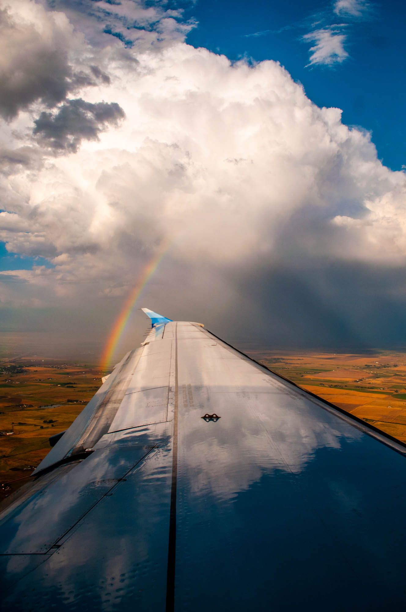 The Window Seat: 36 Tips for Taking Amazing Photo from Airplane Windows. B&H eXplora