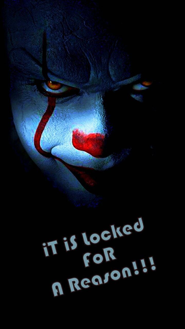 Download A Scary Sight the Clown Wallpaper
