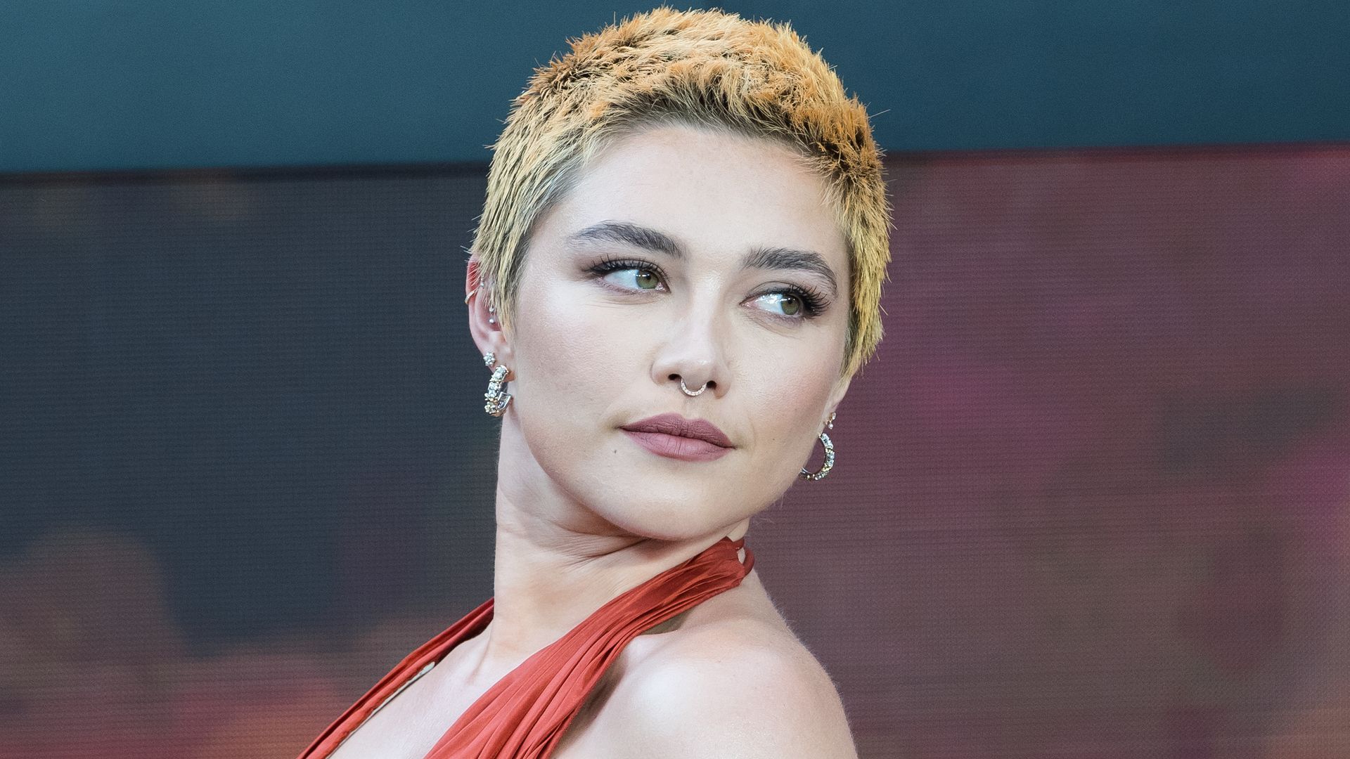 Florence Pugh surprises with ginger hair transformation. HELLO! - Florence Pugh