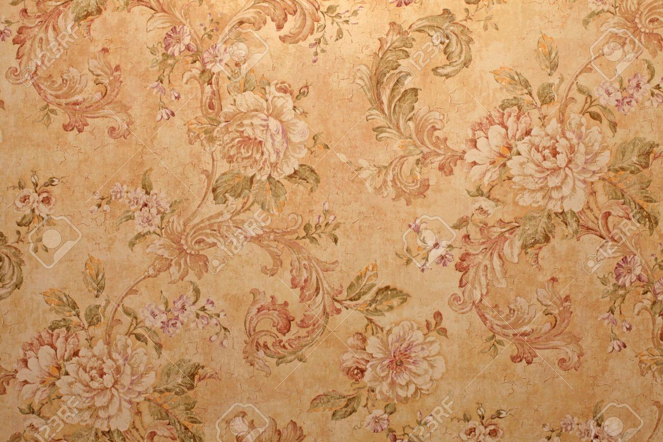 A vintage wallpaper with floral pattern - Victorian