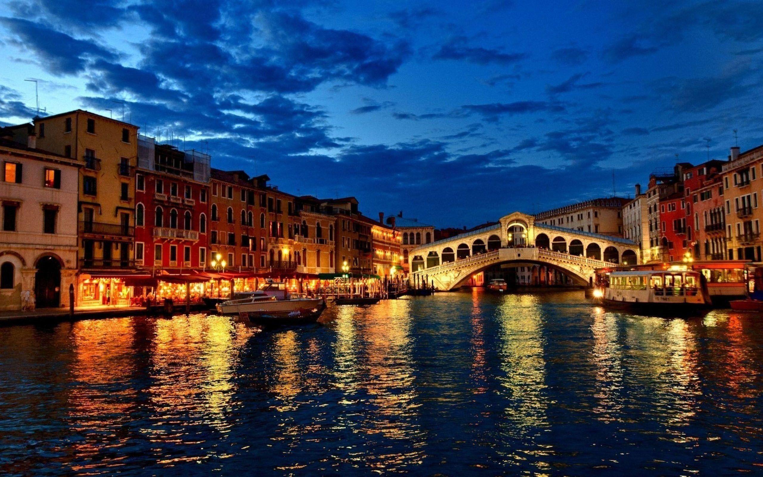 Italy at Night Wallpaper Free