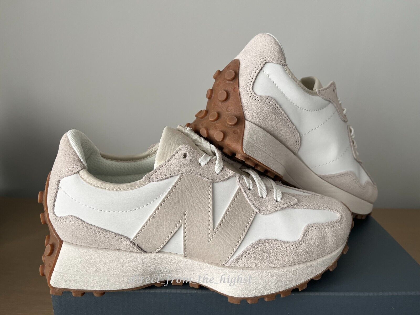 New Balance 327 OFF WHITE MOONBEAM, women's, size 7.5, white, leather, mesh, rubber sole, low top, sneakers, new in box. - New Balance