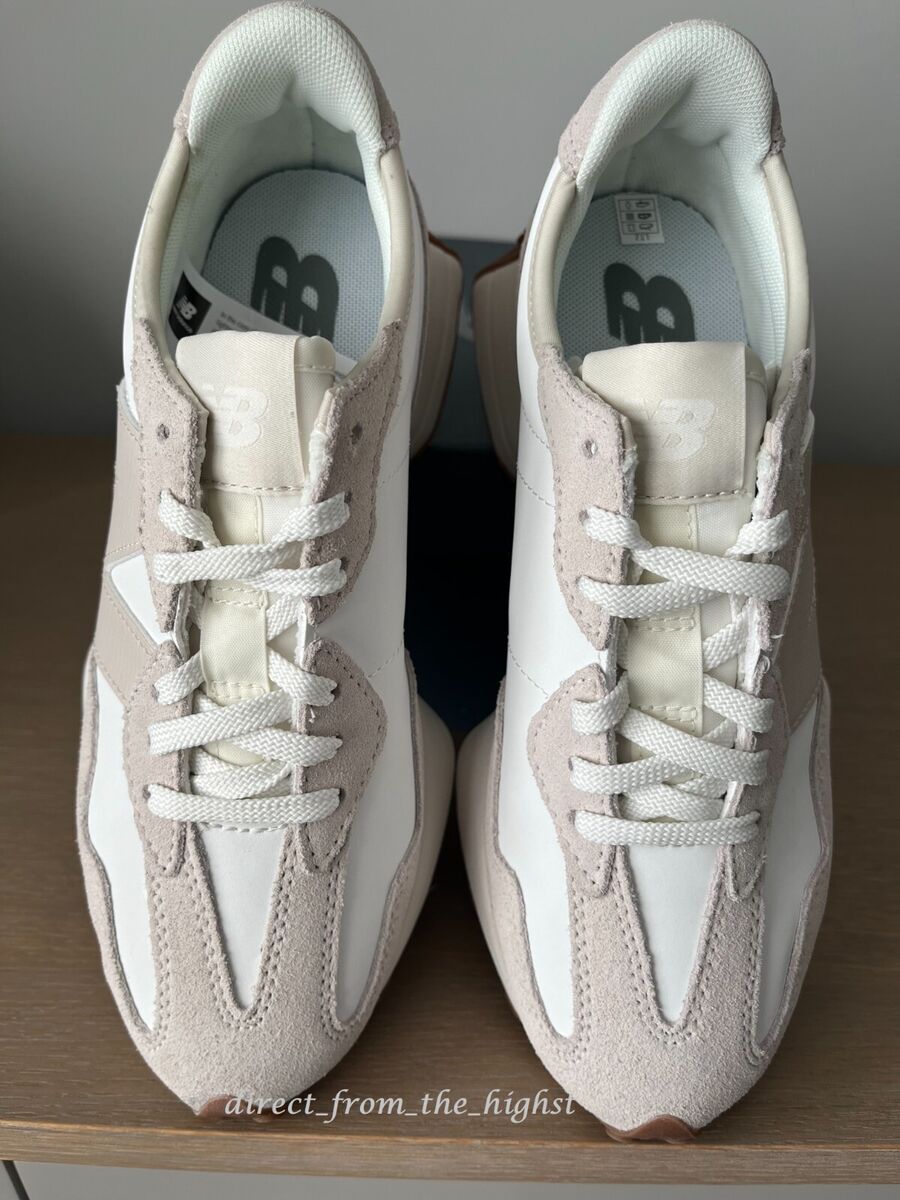 New Balance 327 OFF WHITE MOONBEAM in the picture. - New Balance