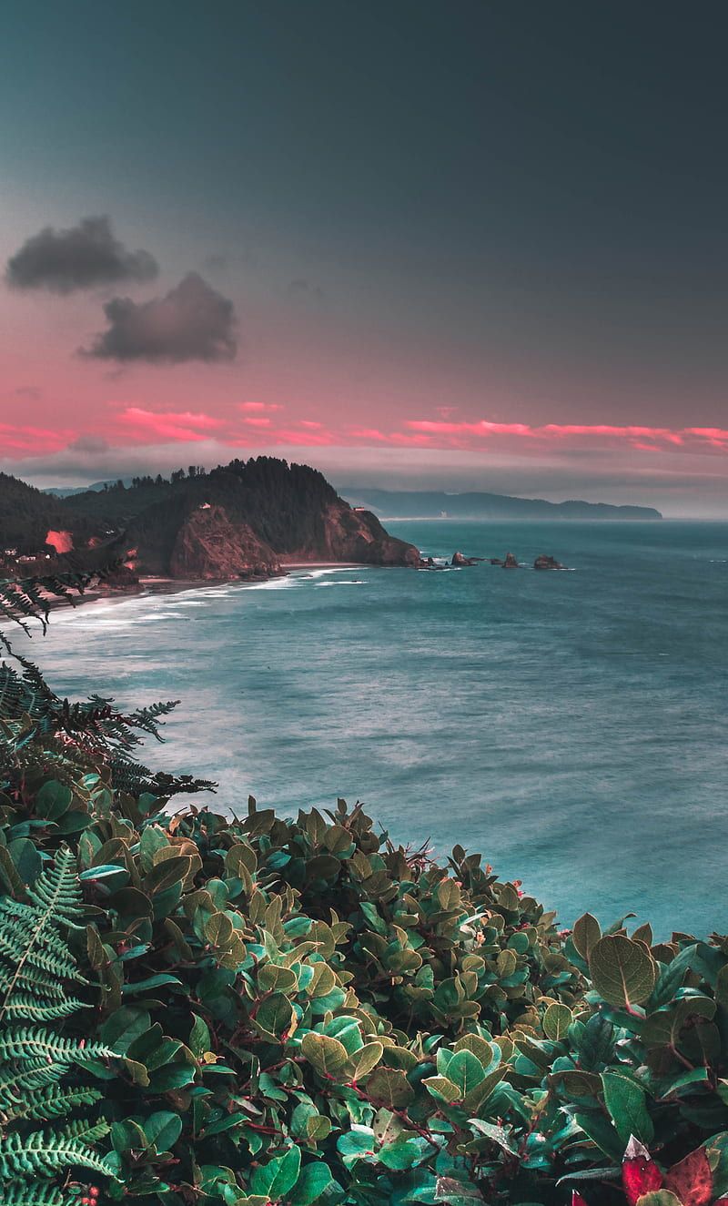 A stunning view of the ocean and the sky - Outdoors