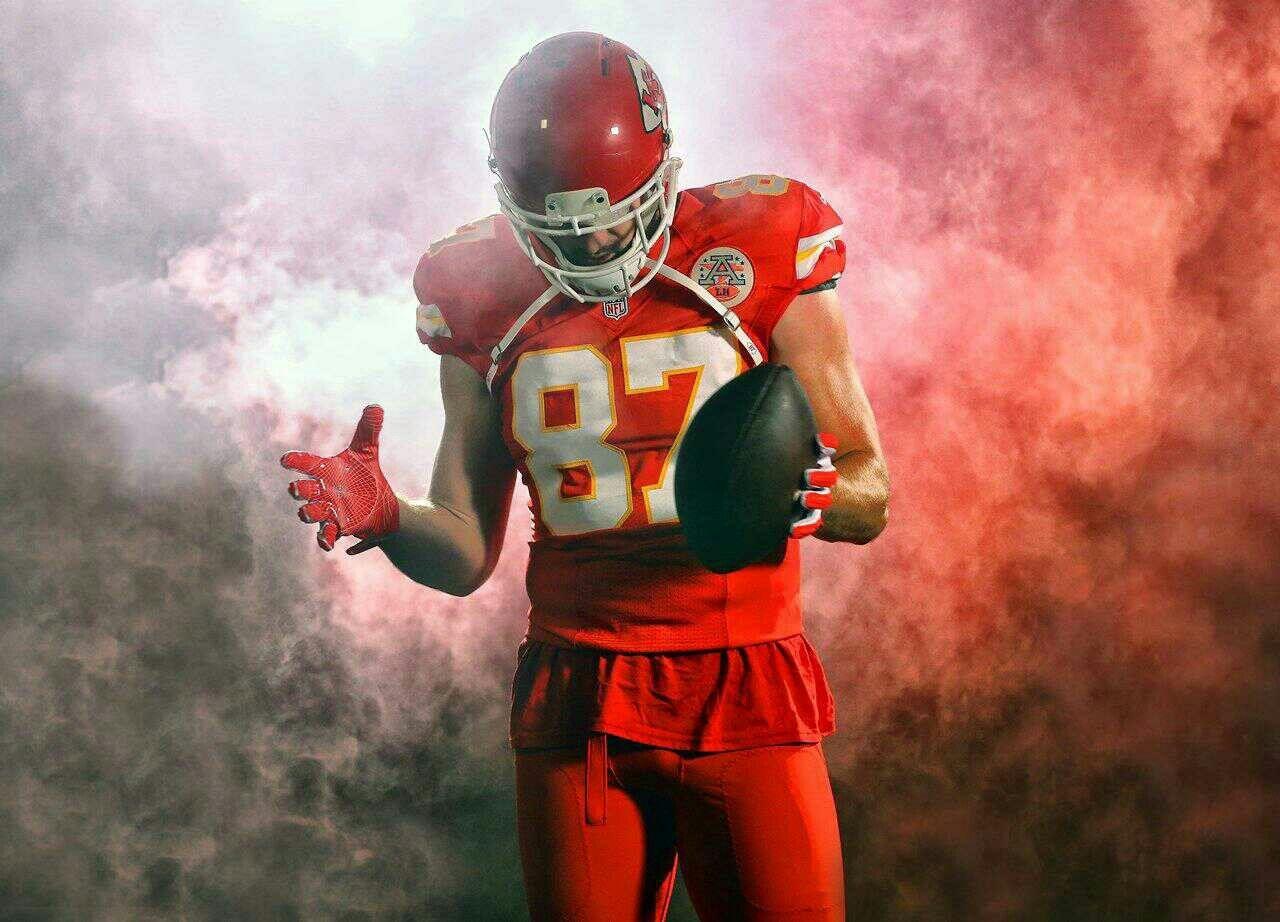 Travis Kelce HD Wallpaper