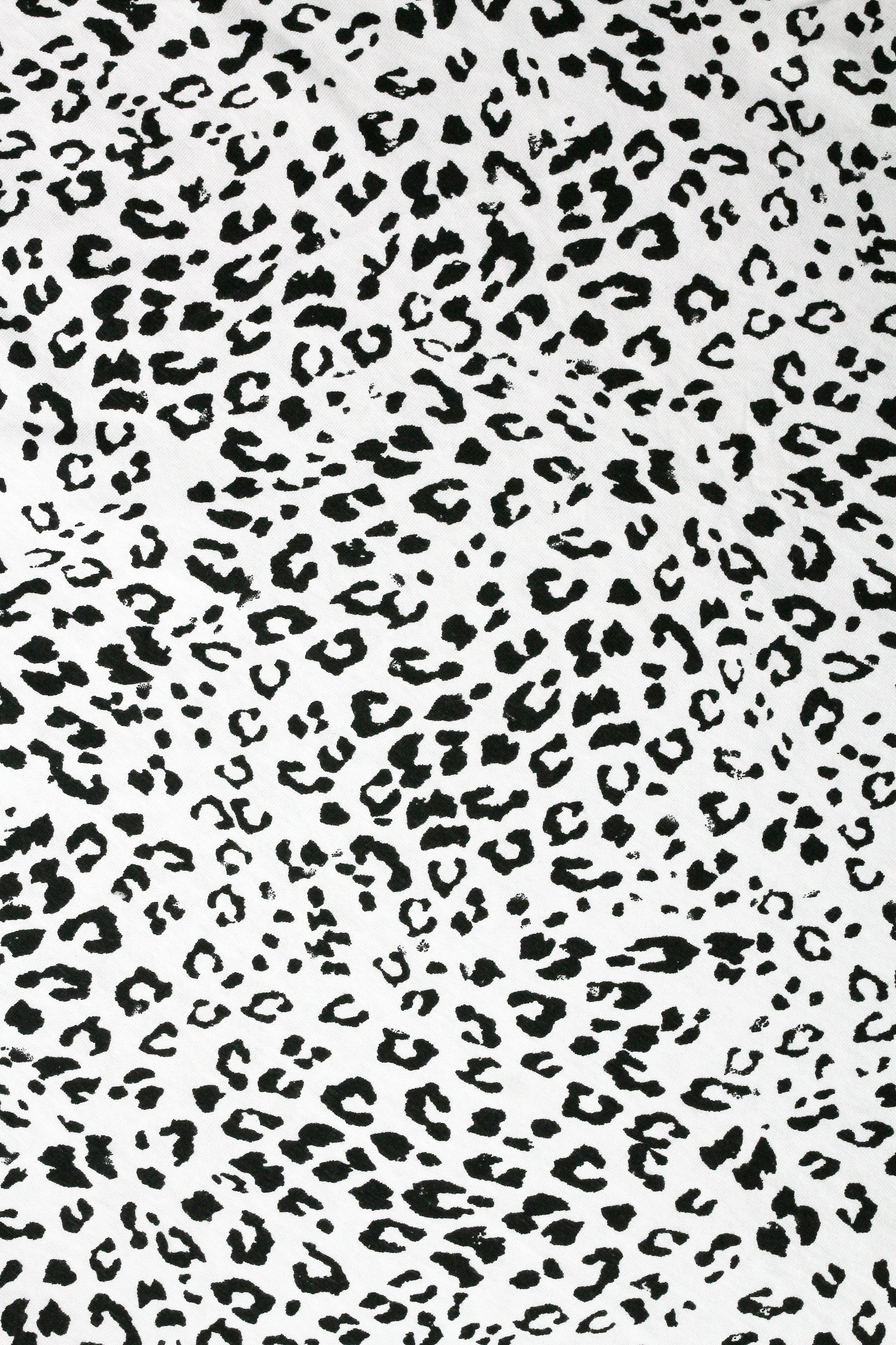 White Leopard Print · Free