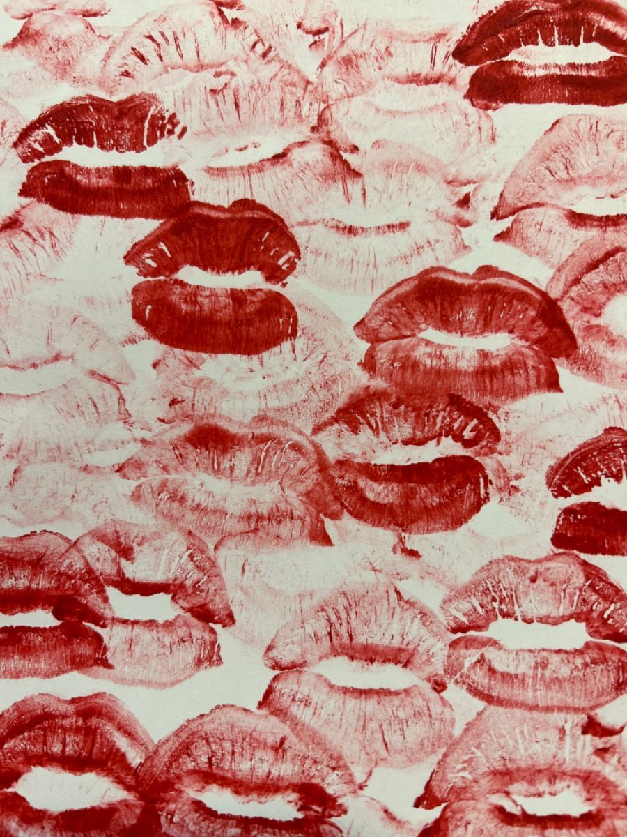 wallpaper. Lipstick mark