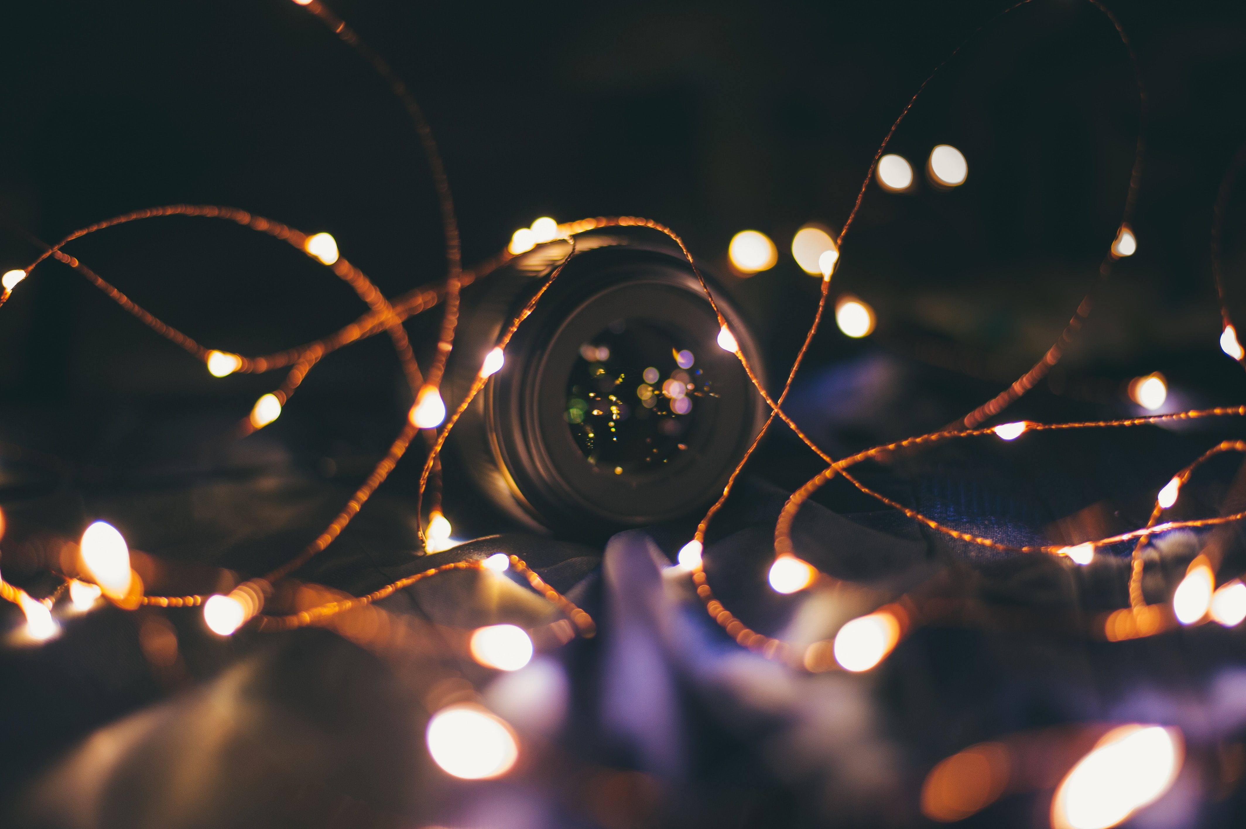 Wallpaper Bokeh Photography of String